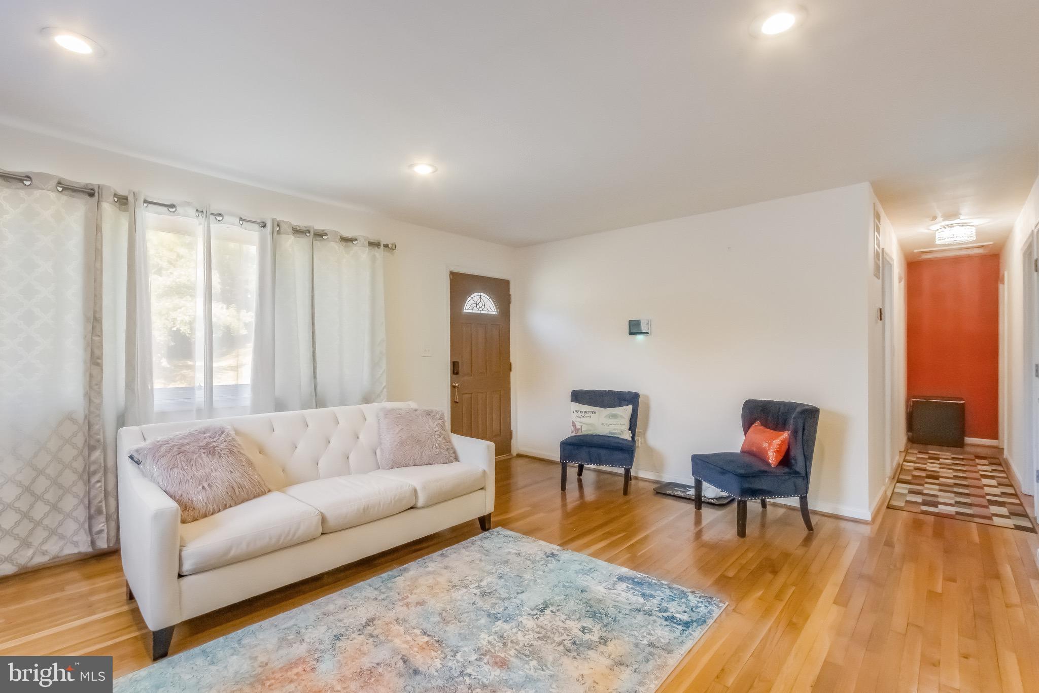 RITCHIE MANOR - Residential