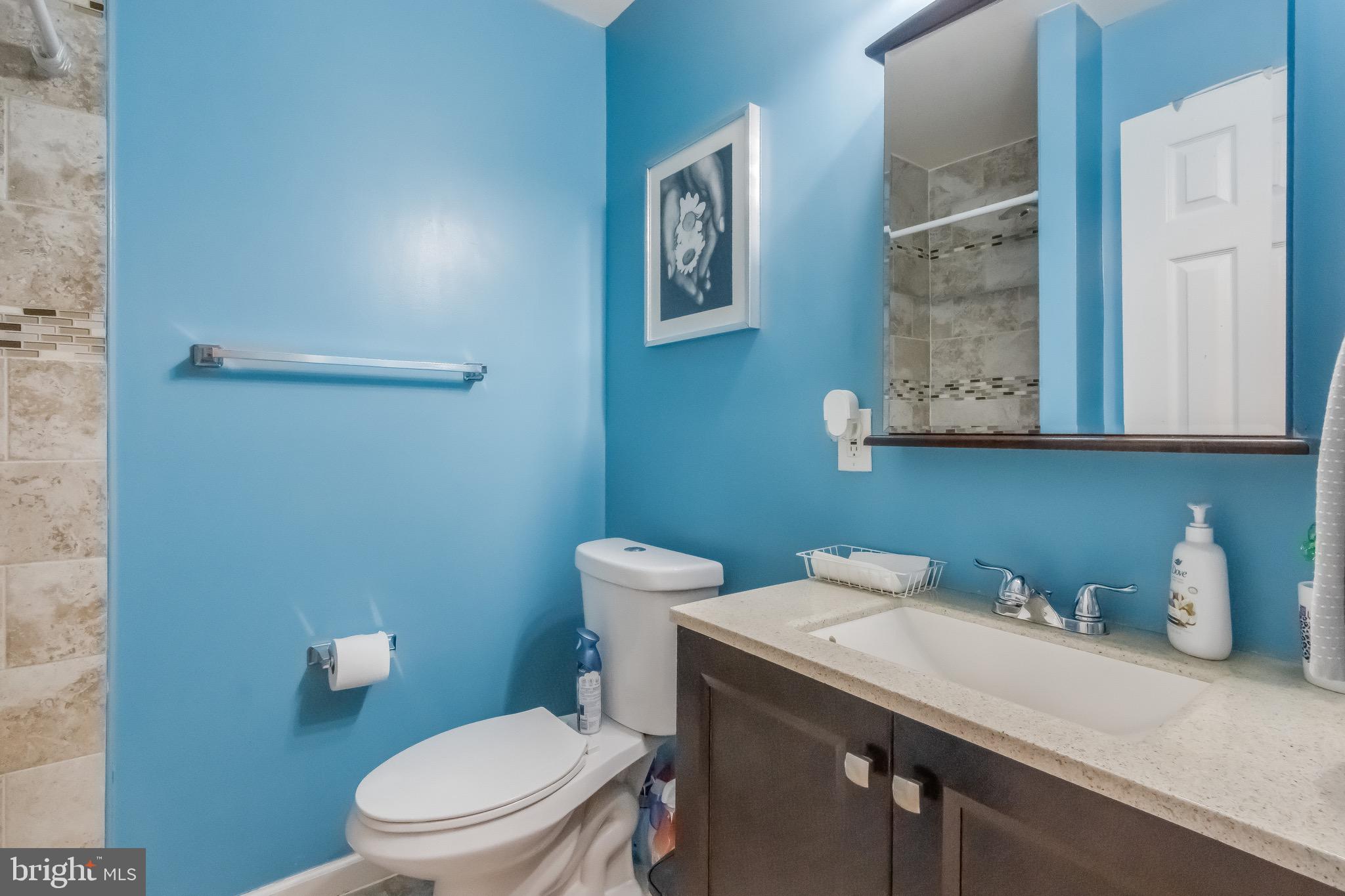 RITCHIE MANOR - Residential