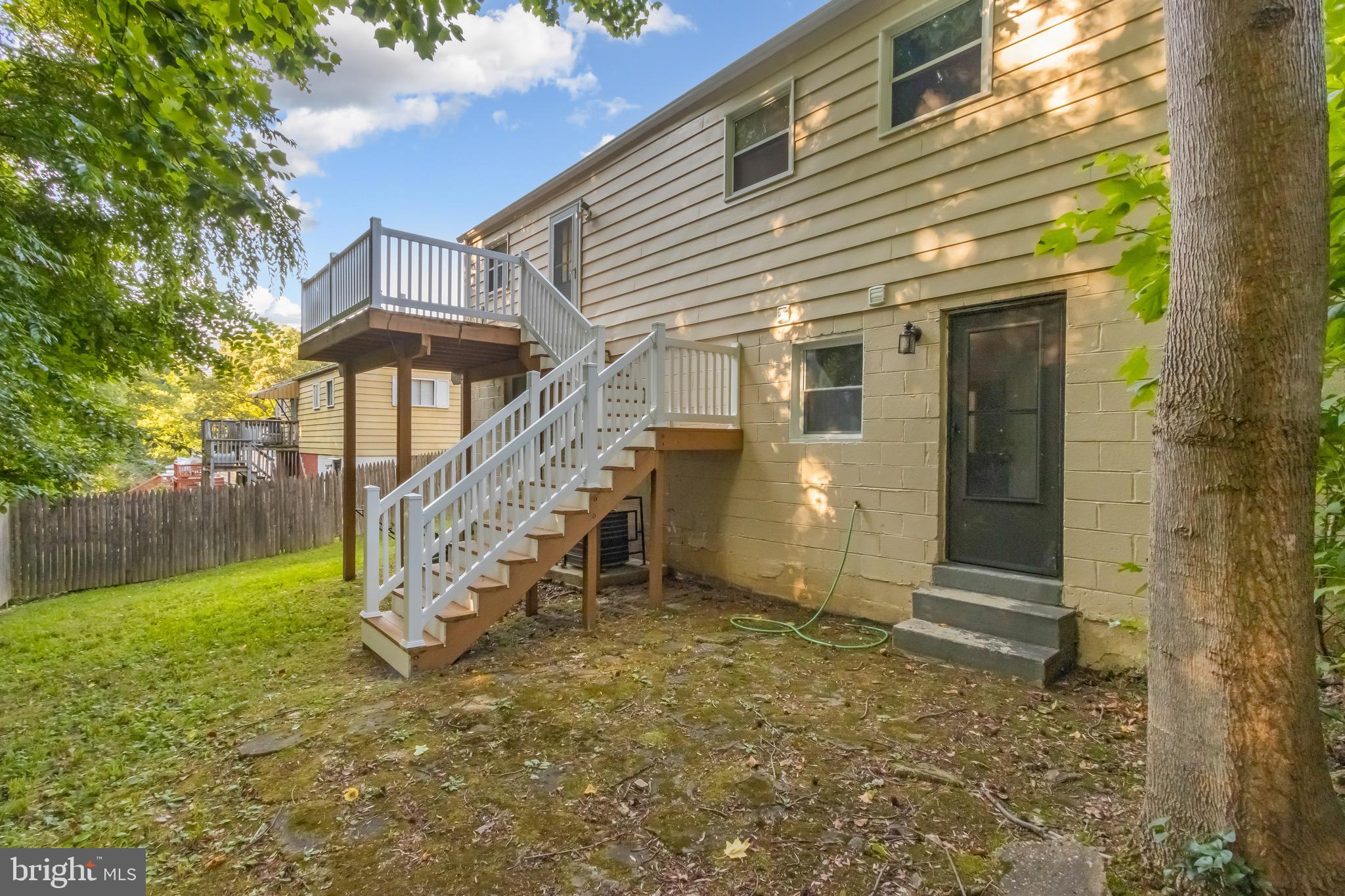 RITCHIE MANOR - Residential