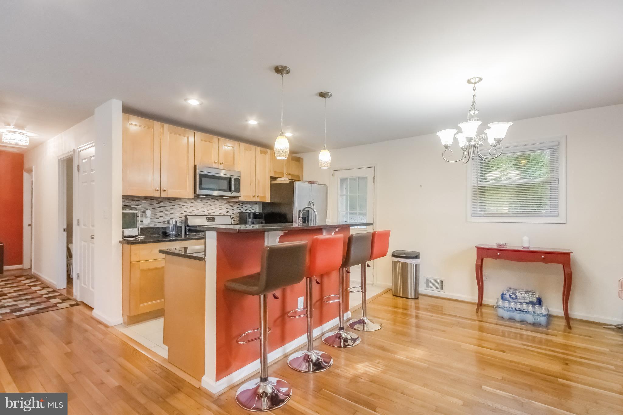 RITCHIE MANOR - Residential