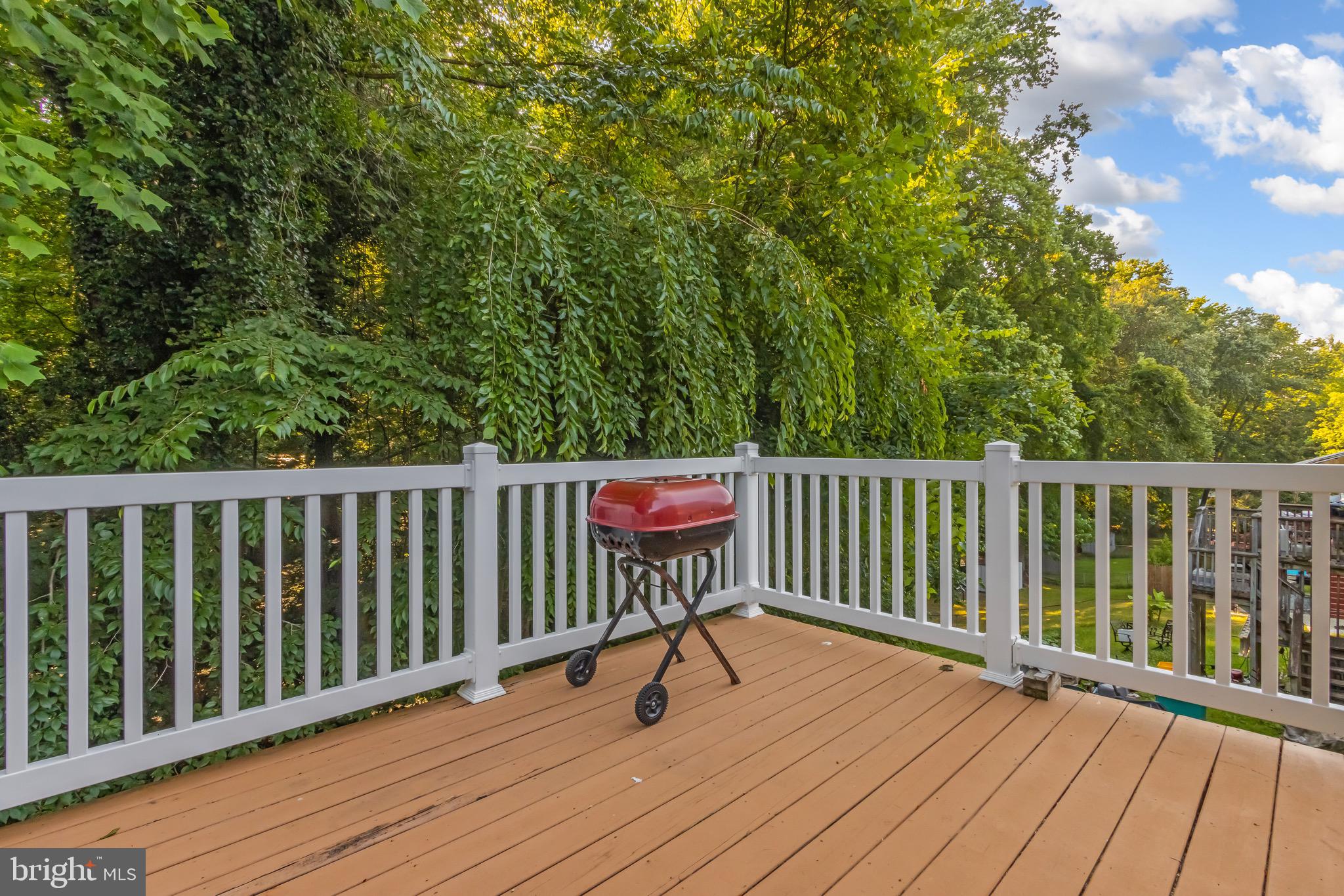 RITCHIE MANOR - Residential