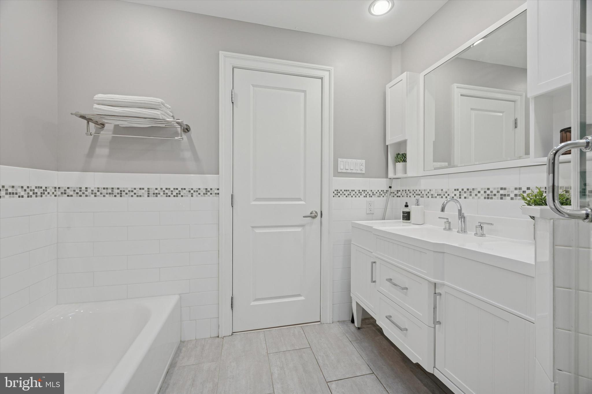 EAST PASSYUNK CROSSING - Residential