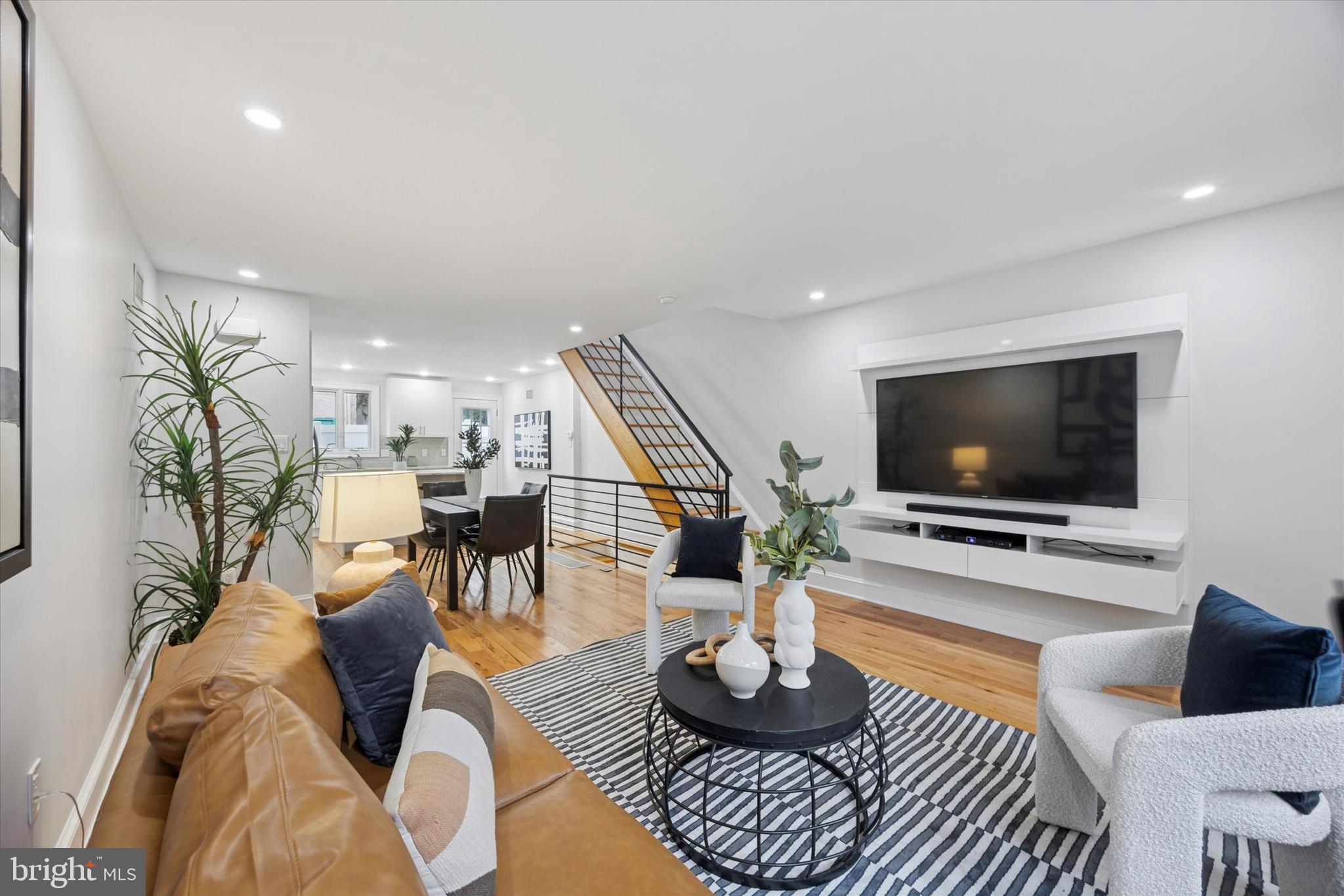 EAST PASSYUNK CROSSING - Residential