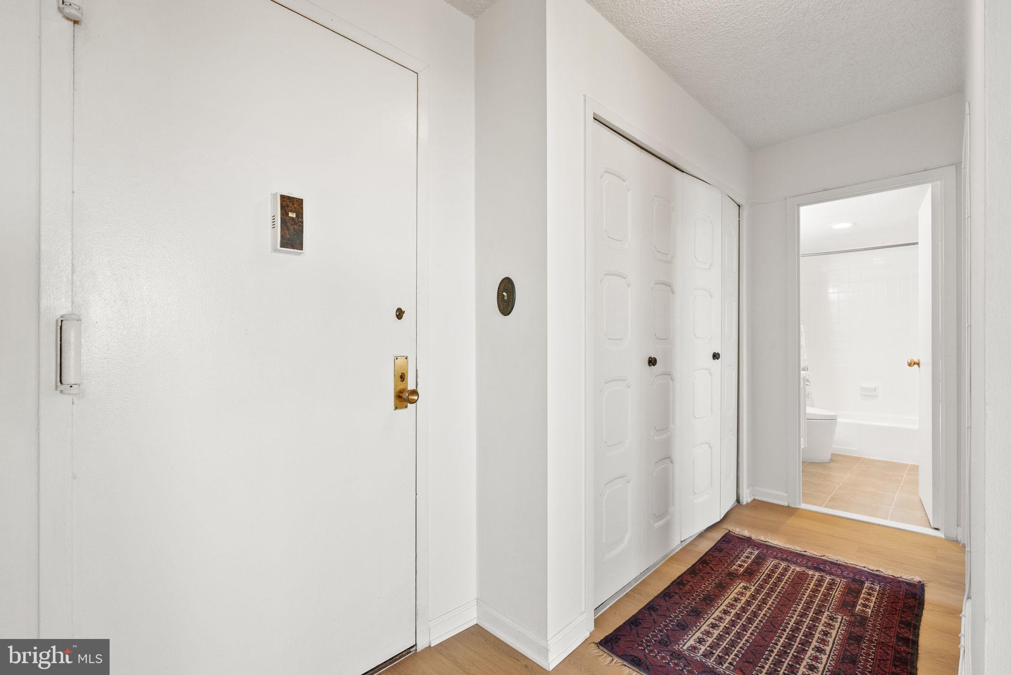 ALTA VISTA - Residential