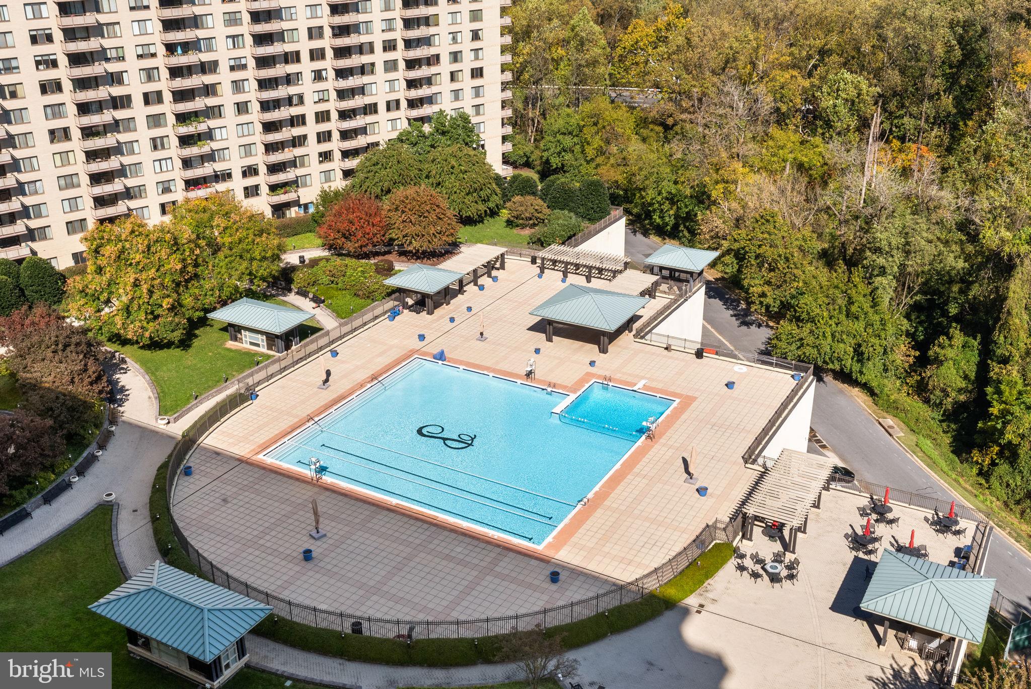 ALTA VISTA - Residential