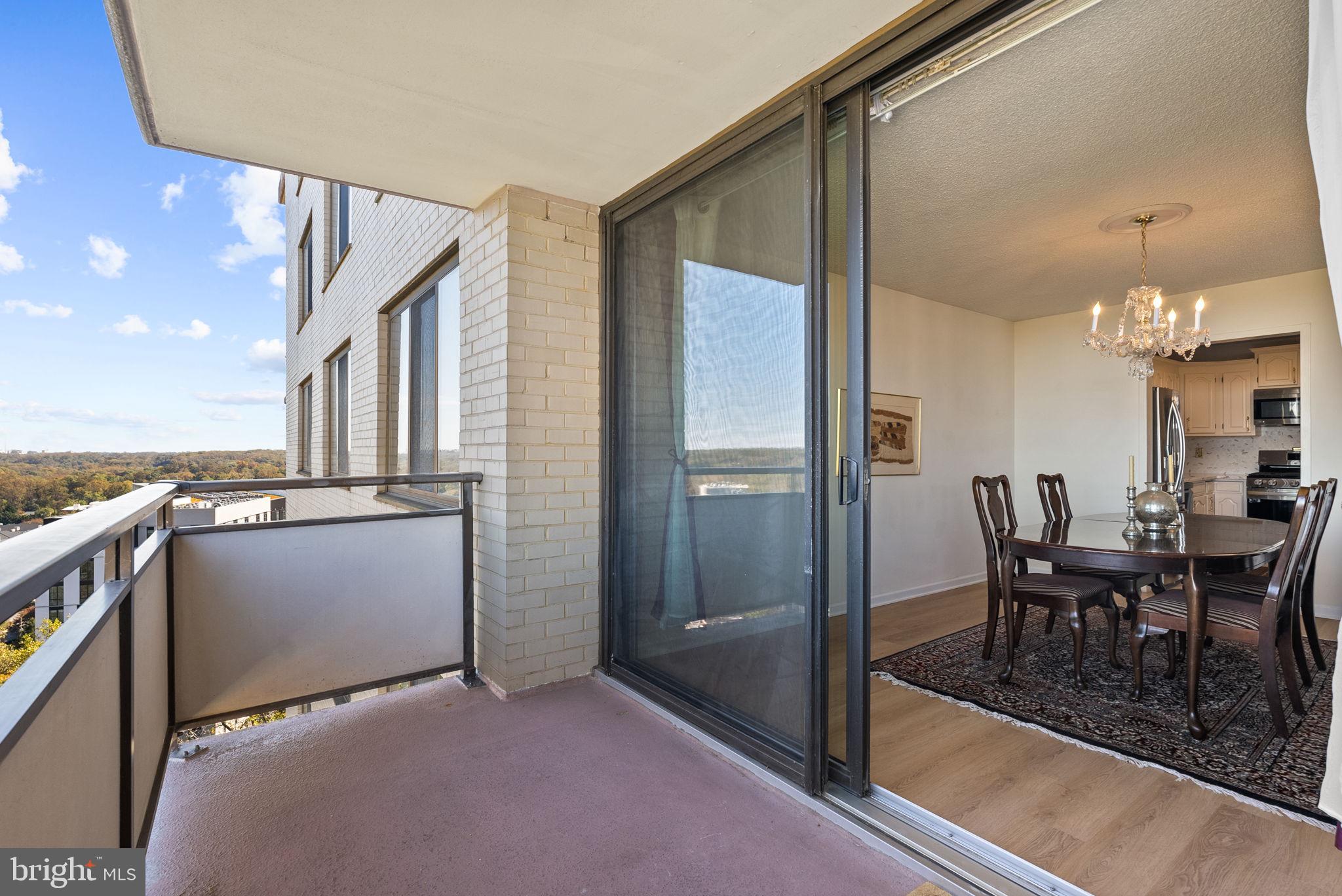 ALTA VISTA - Residential