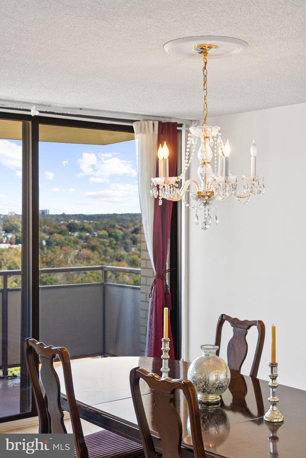 ALTA VISTA - Residential