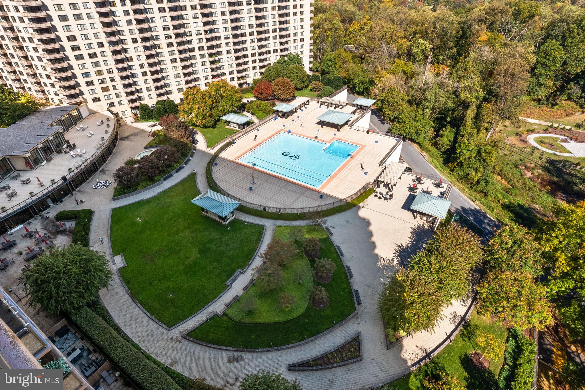 ALTA VISTA - Residential