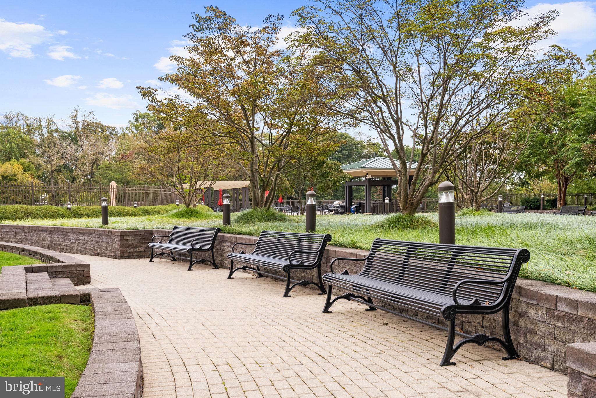 ALTA VISTA - Residential