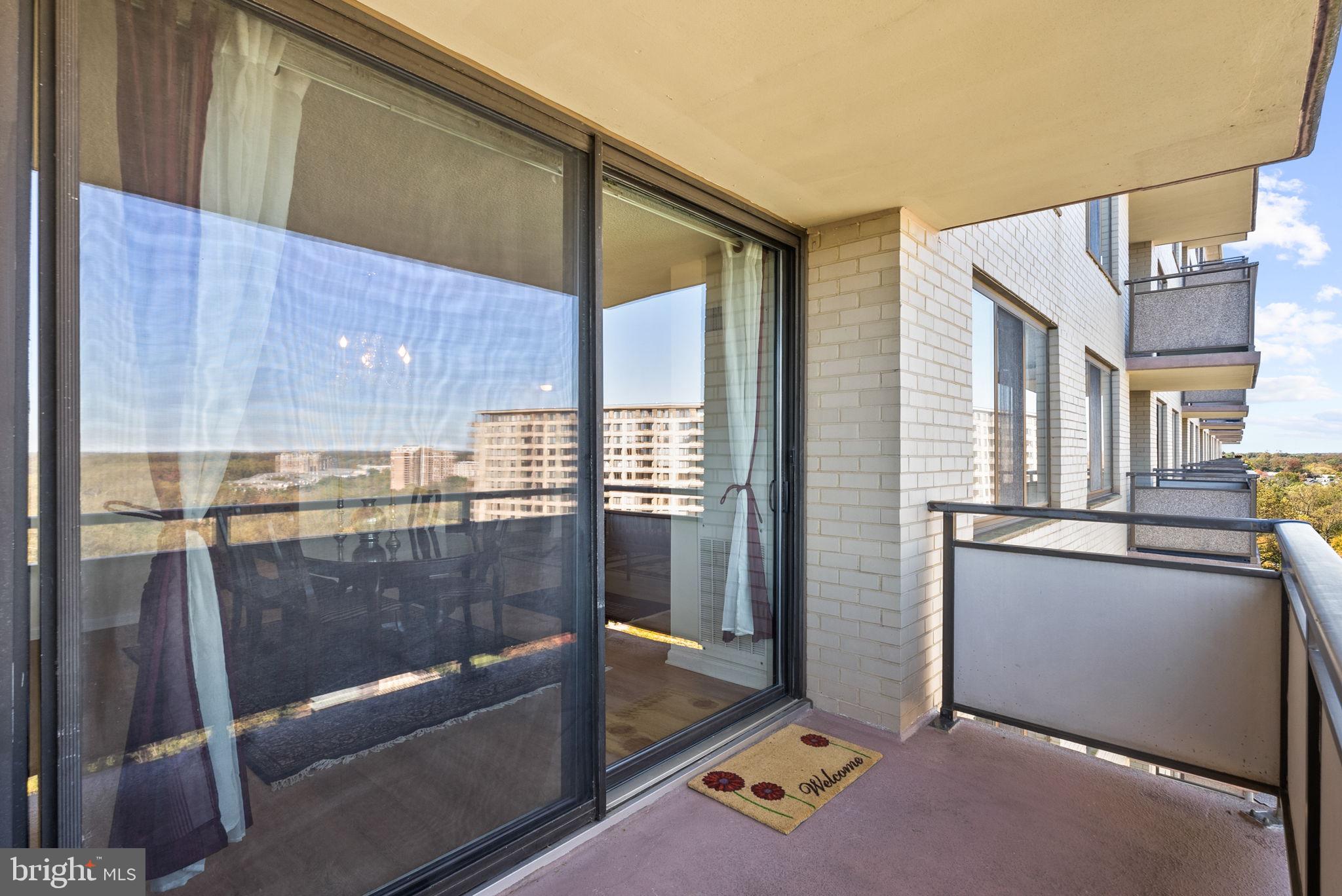 ALTA VISTA - Residential