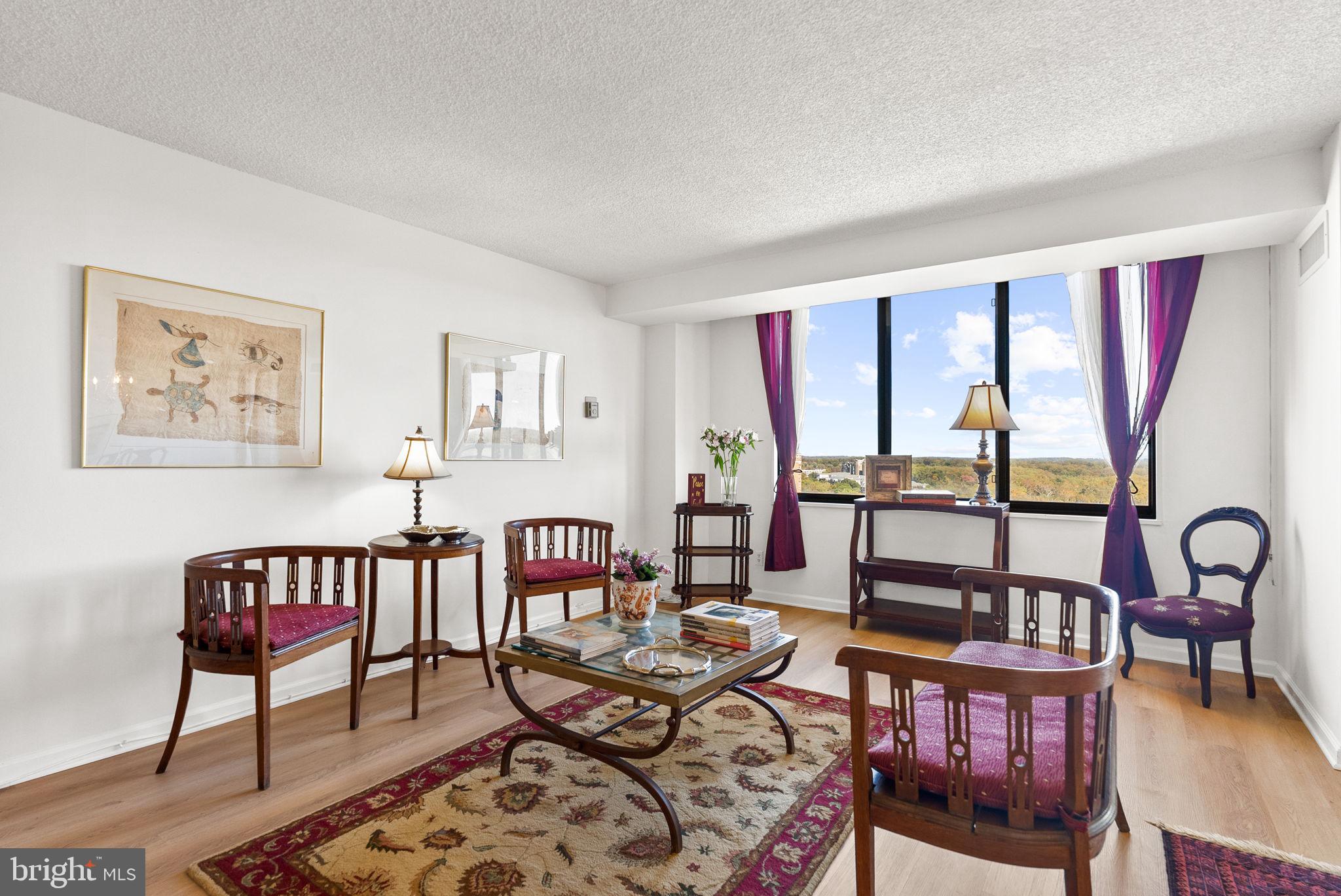 ALTA VISTA - Residential