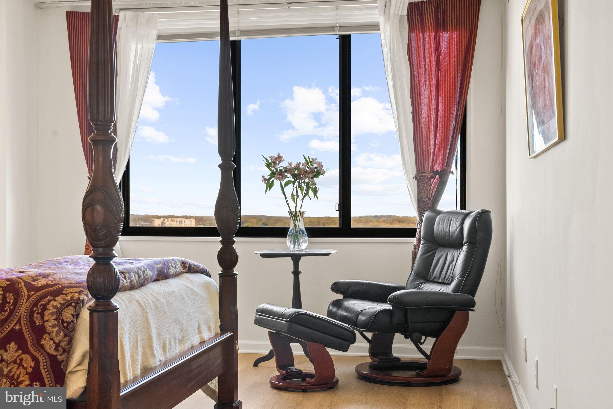 ALTA VISTA - Residential