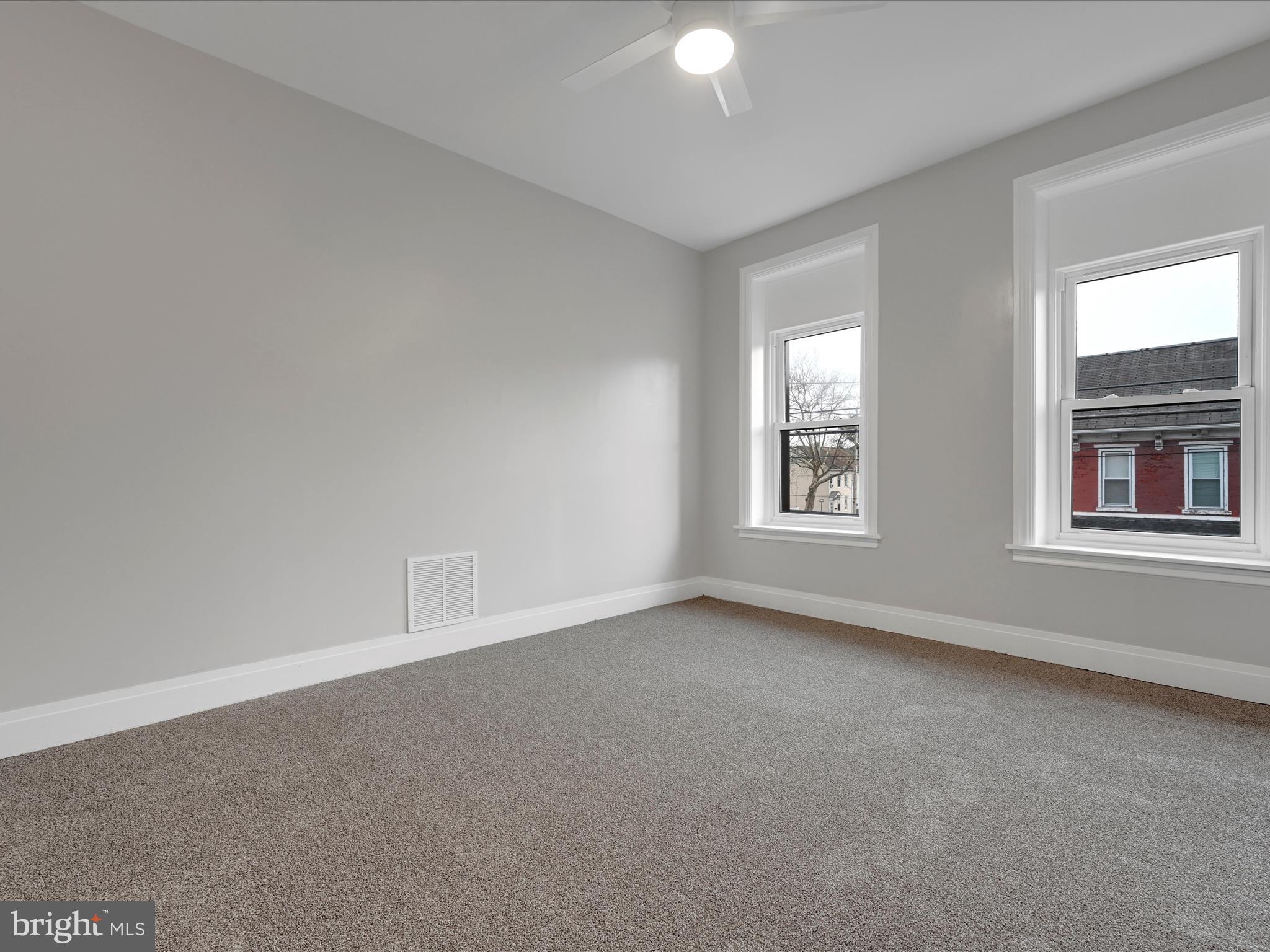 LEBANON CITY - Residential