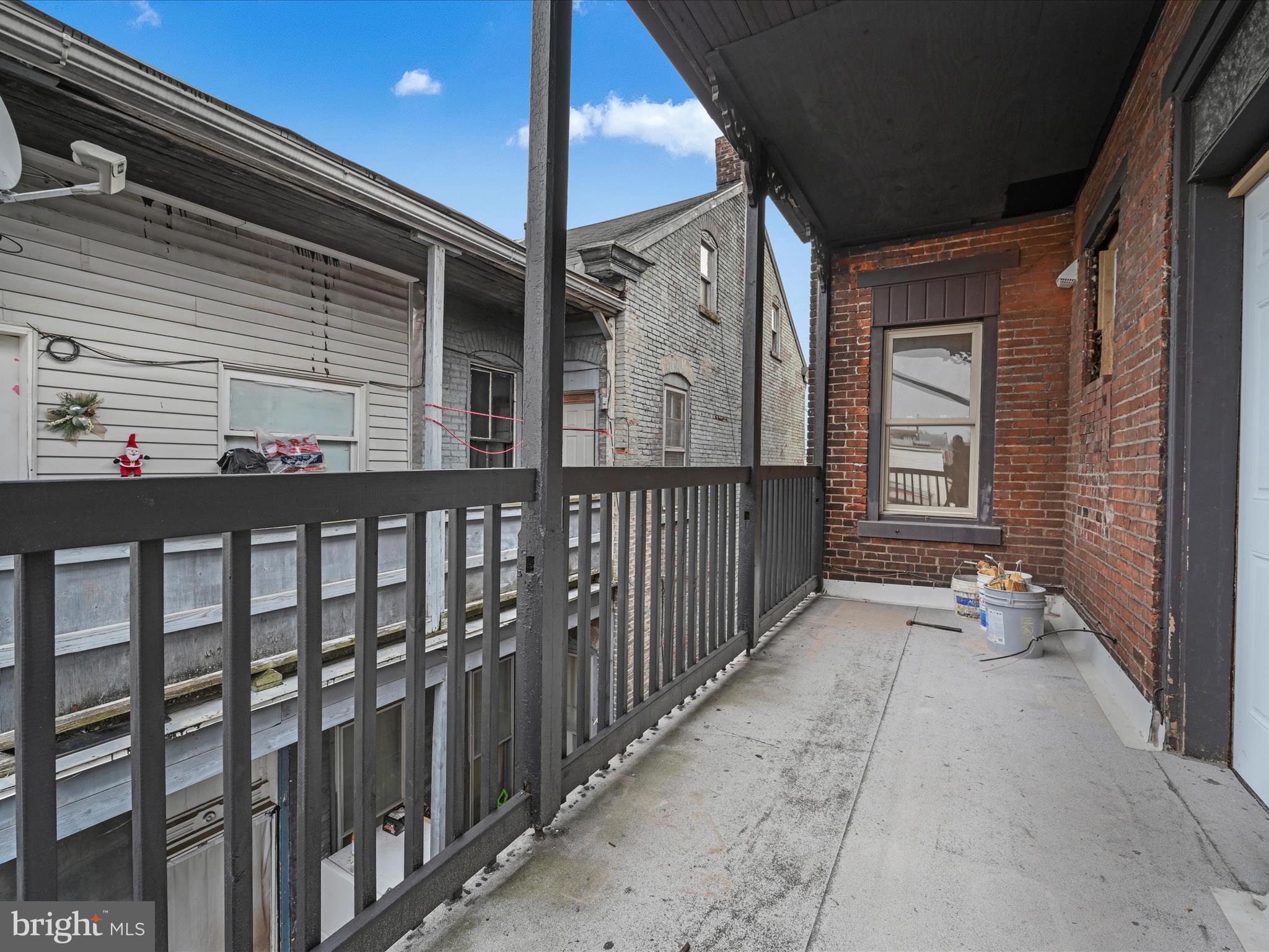 LEBANON CITY - Residential