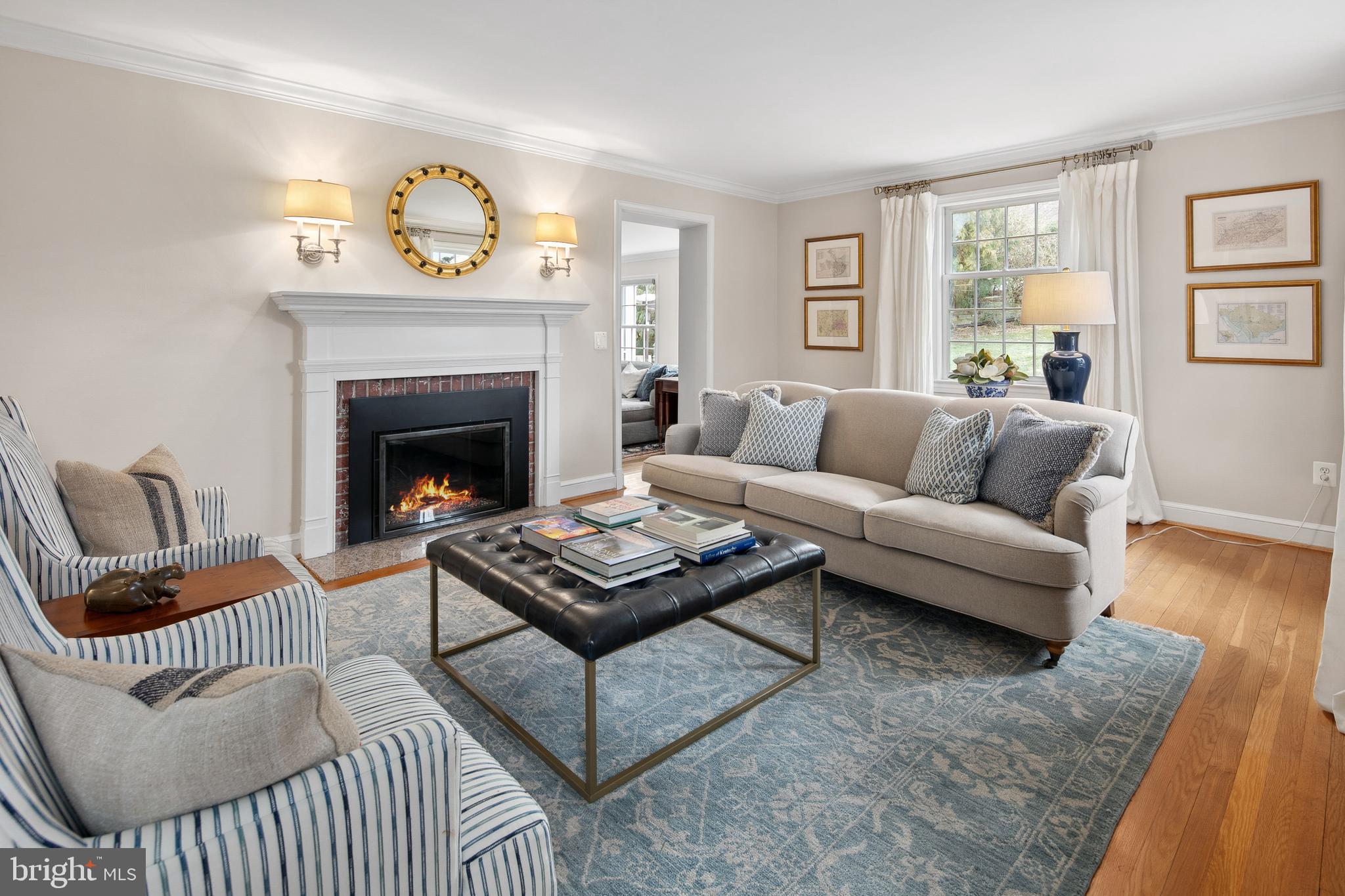 COUNTRY CLUB HILLS - Residential