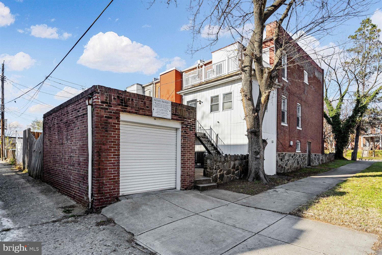 WAVERLY - Residential