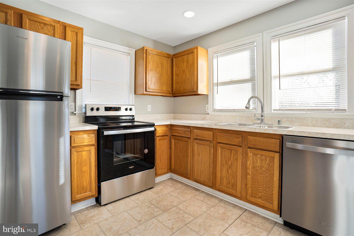 WAVERLY - Residential