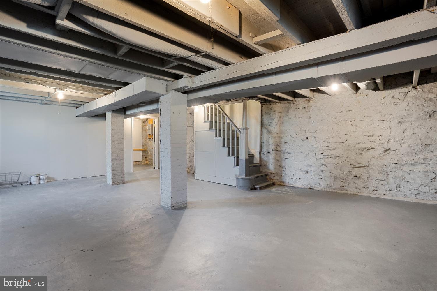 WAVERLY - Residential