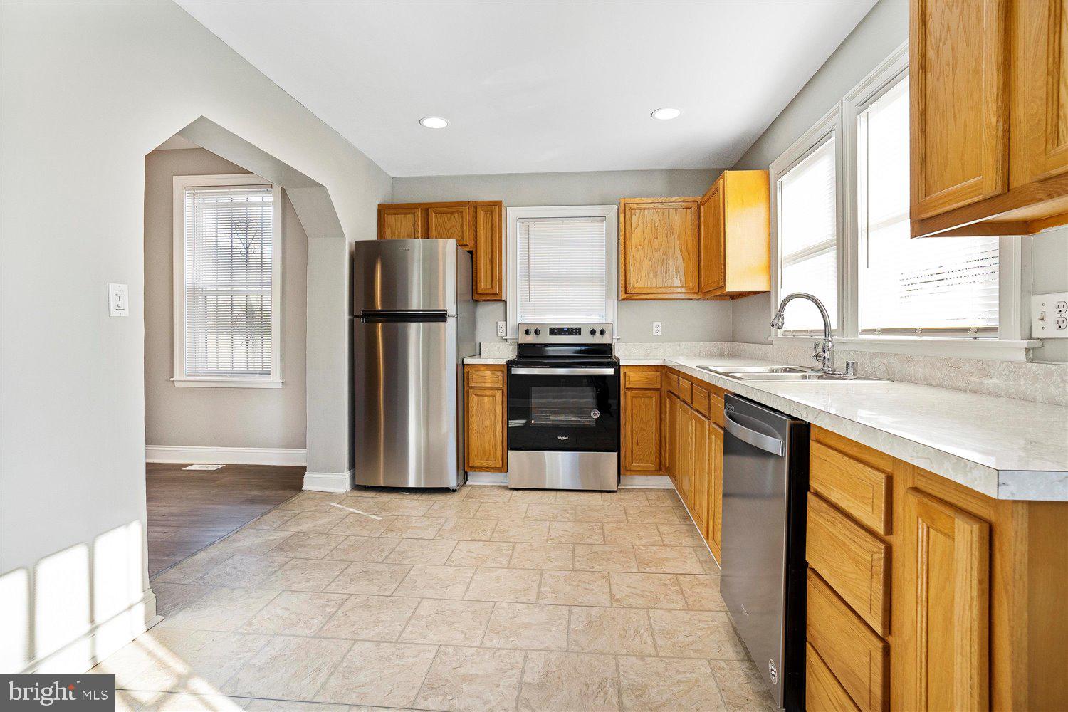 WAVERLY - Residential