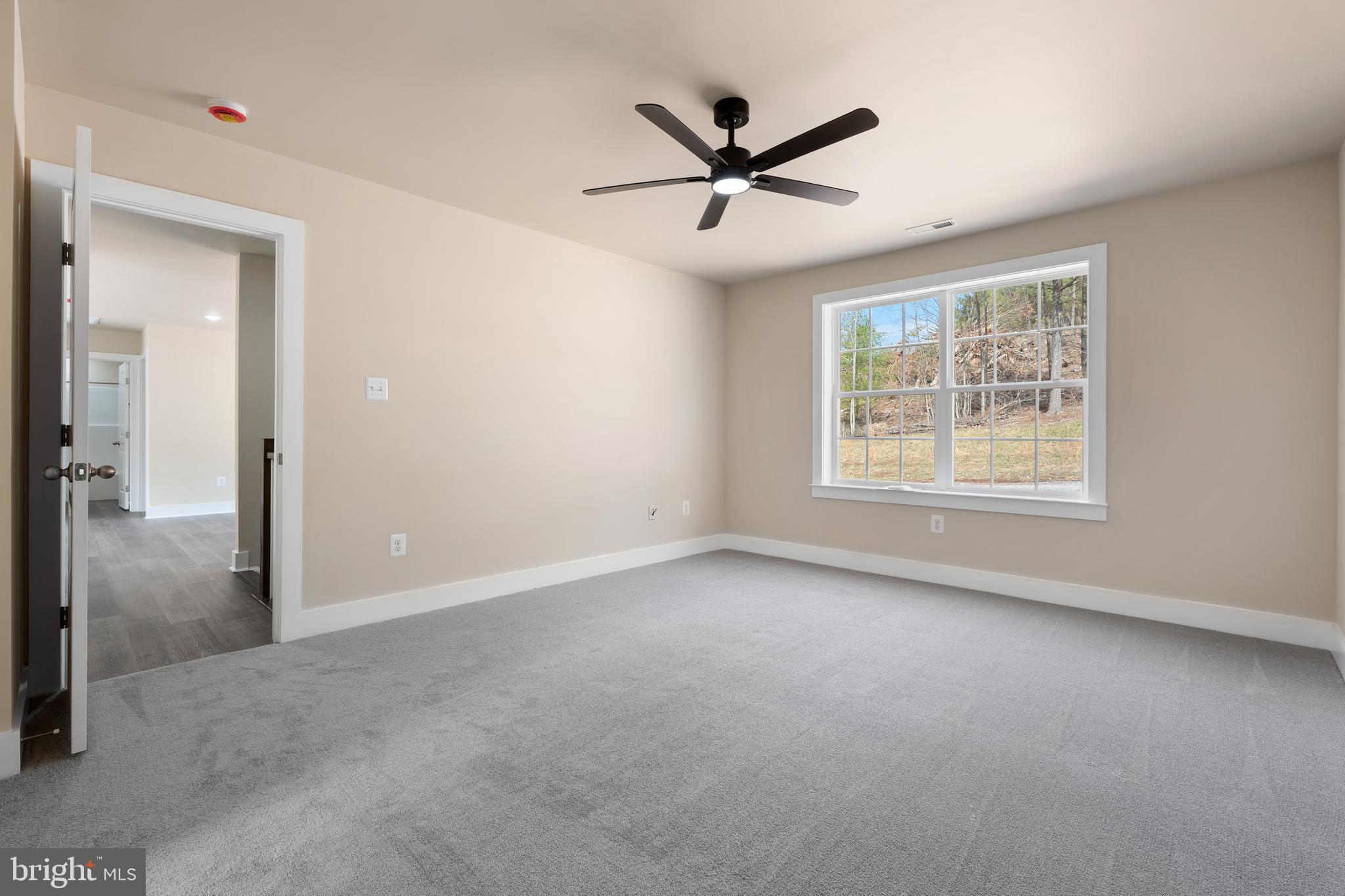 NINE EAST ESTATES - Residential