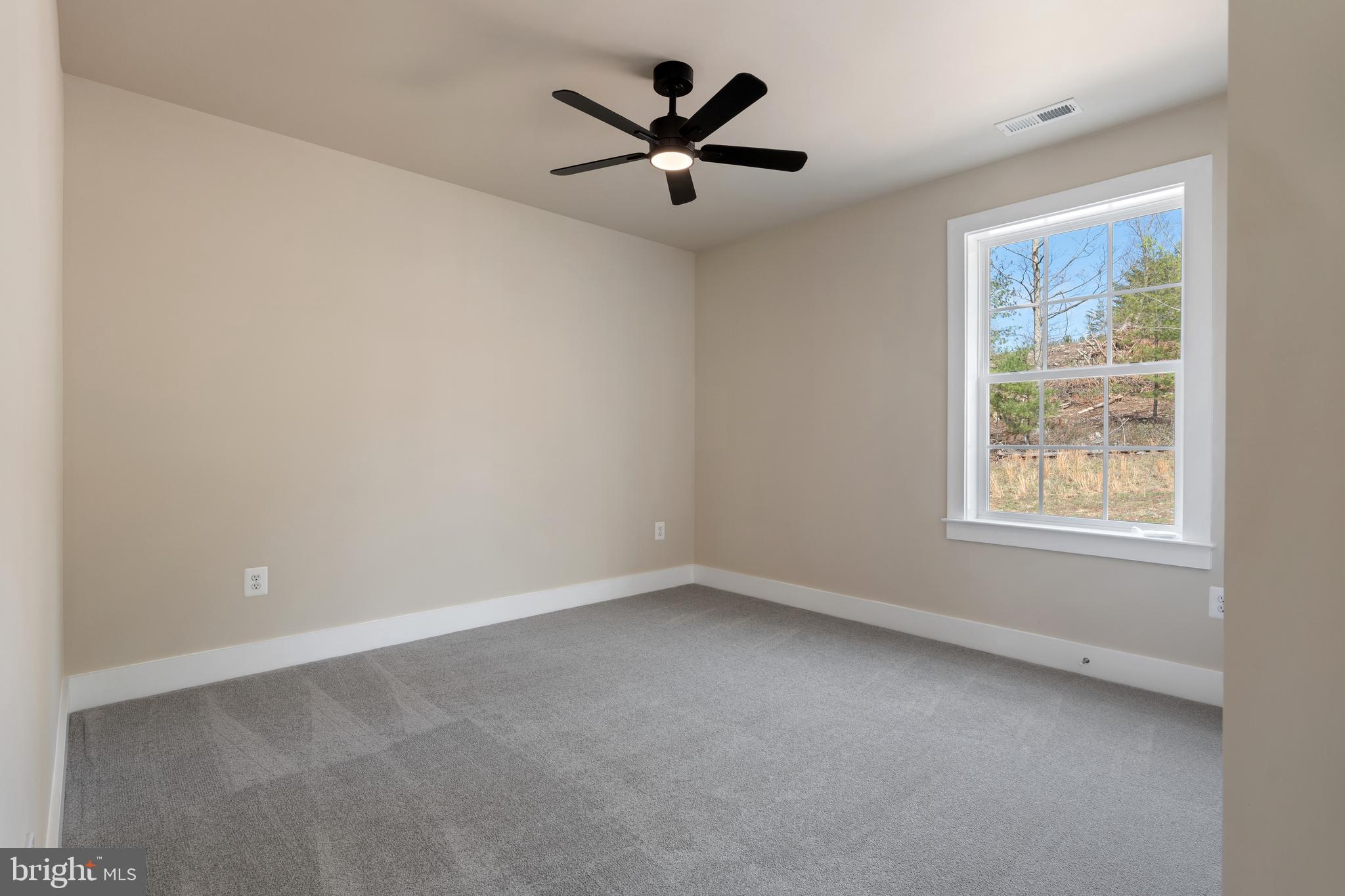 NINE EAST ESTATES - Residential