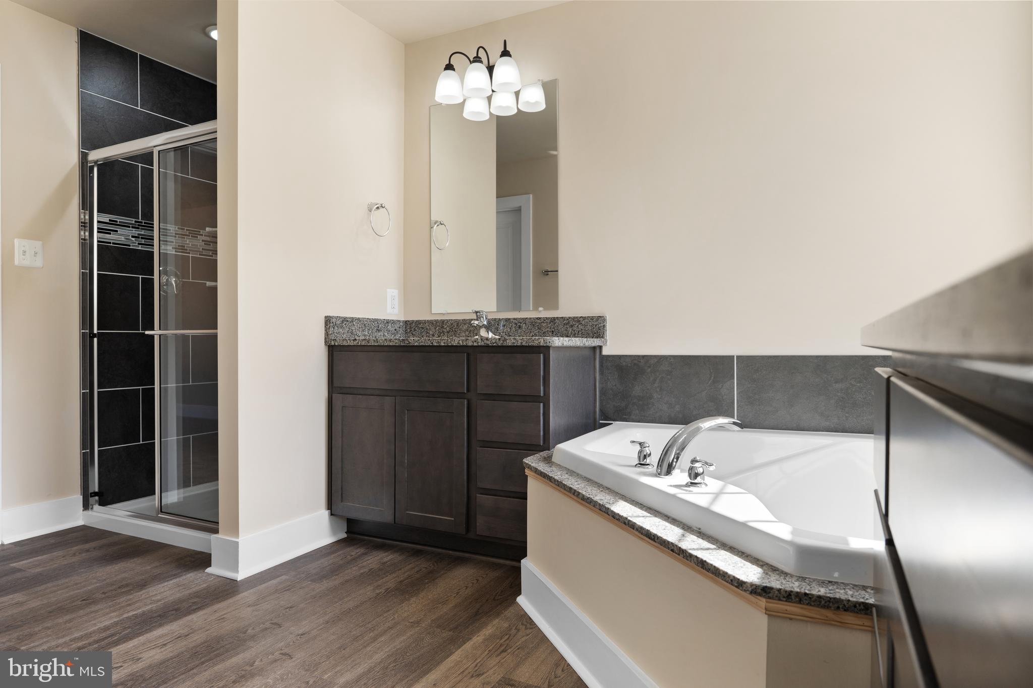 NINE EAST ESTATES - Residential