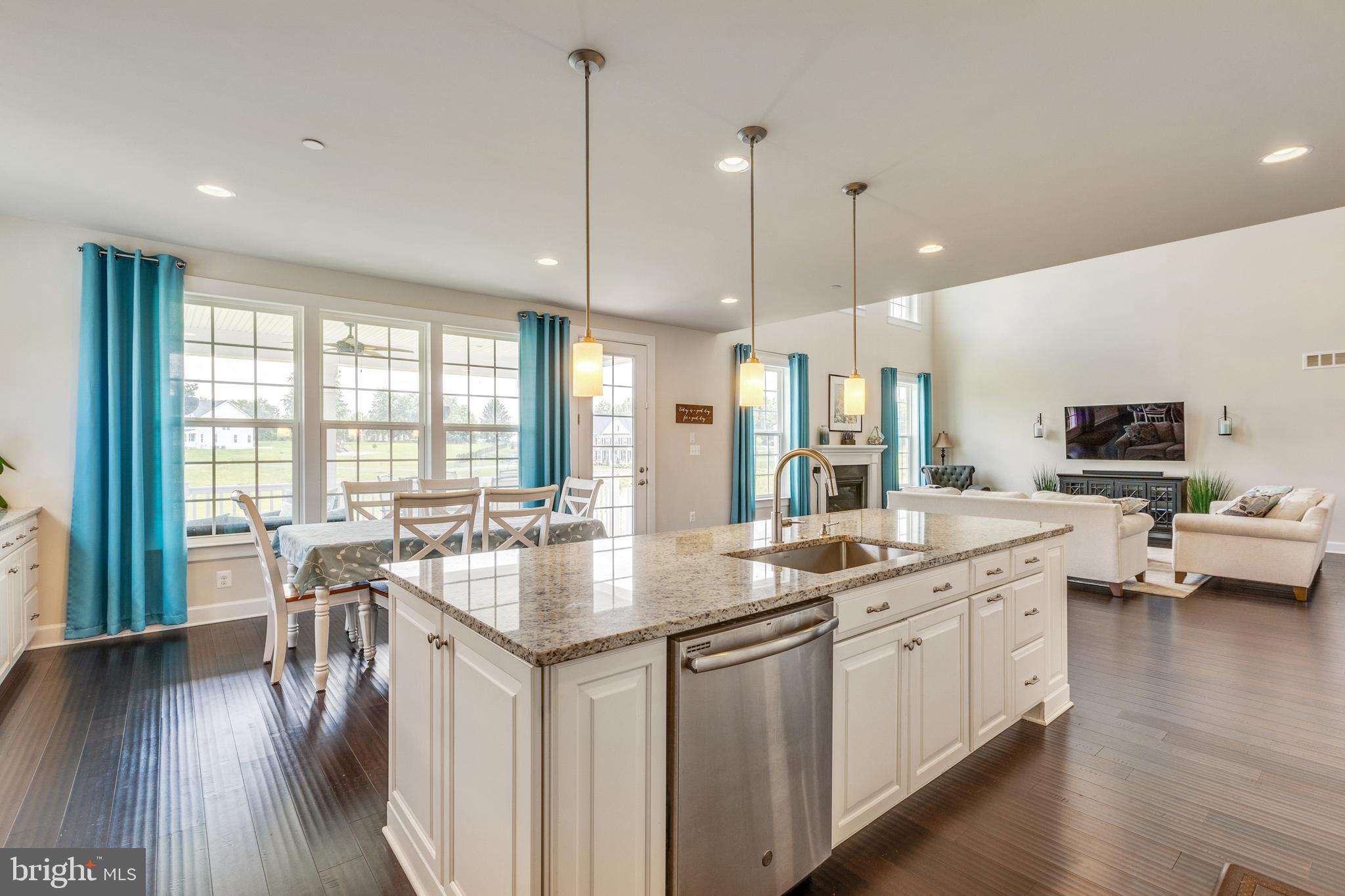 FAIRLANE FARM - Residential