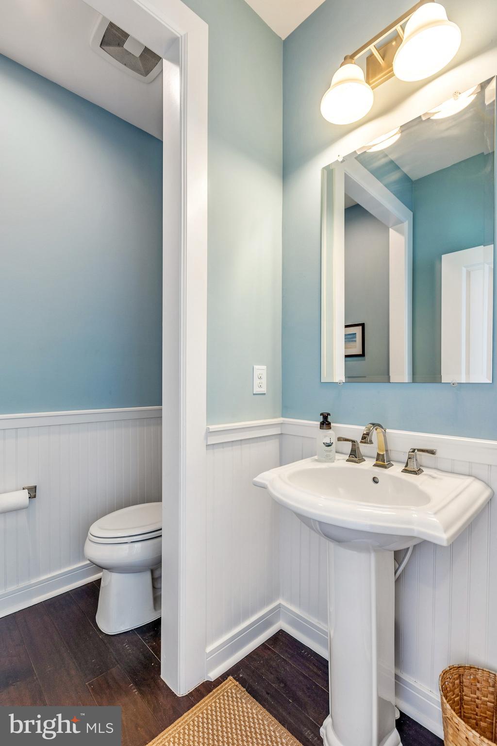 FAIRLANE FARM - Residential