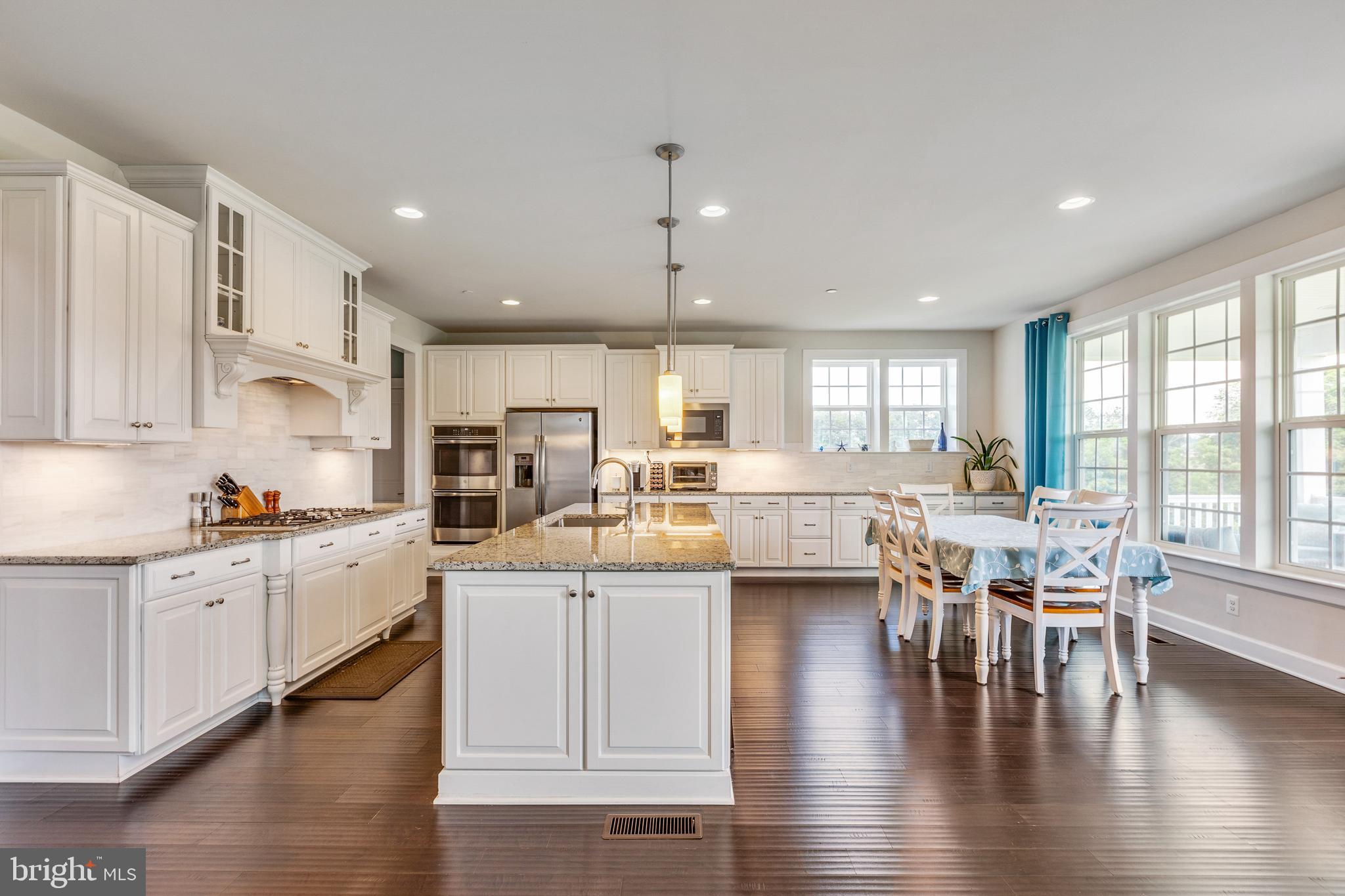 FAIRLANE FARM - Residential