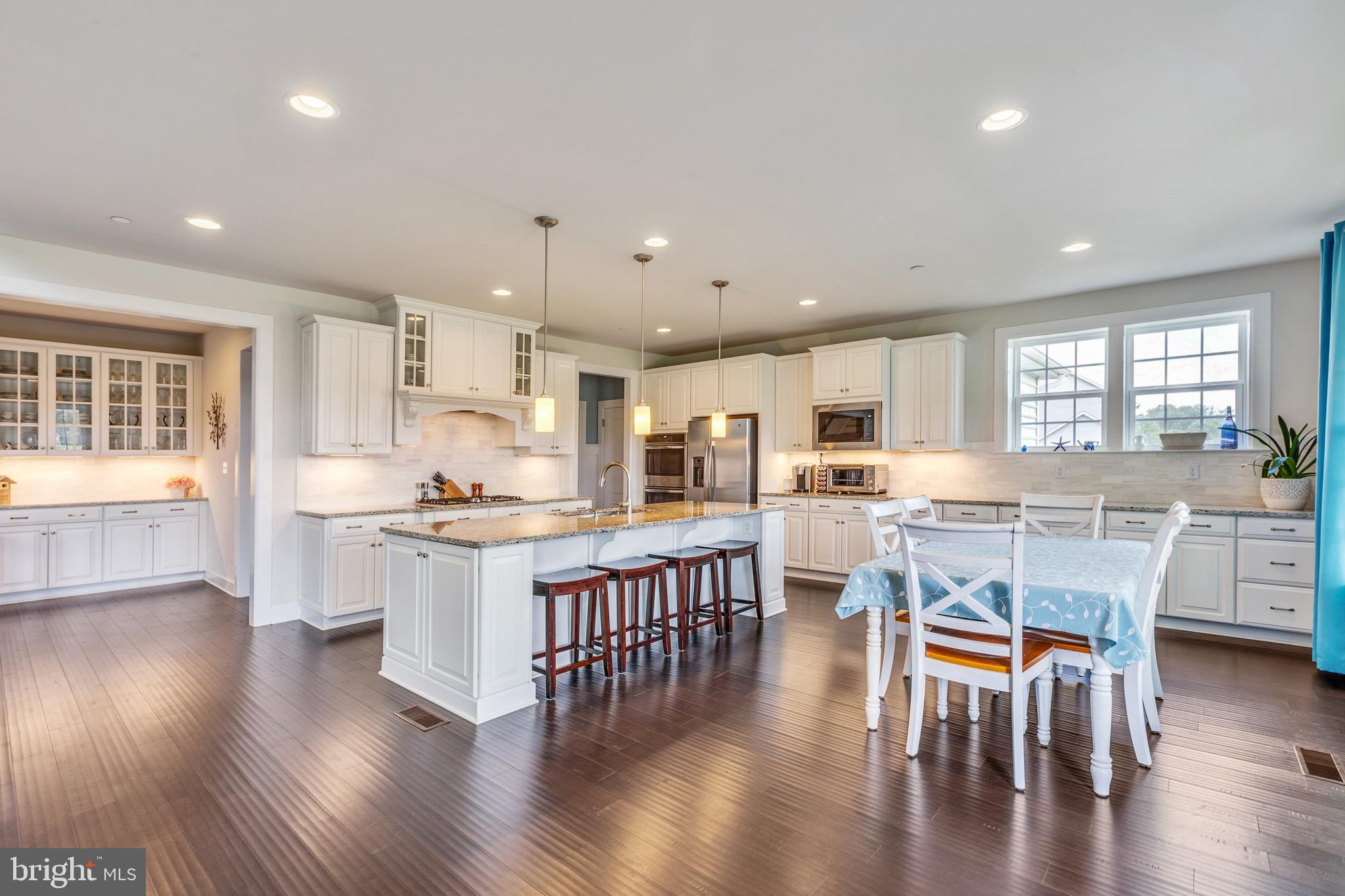 FAIRLANE FARM - Residential