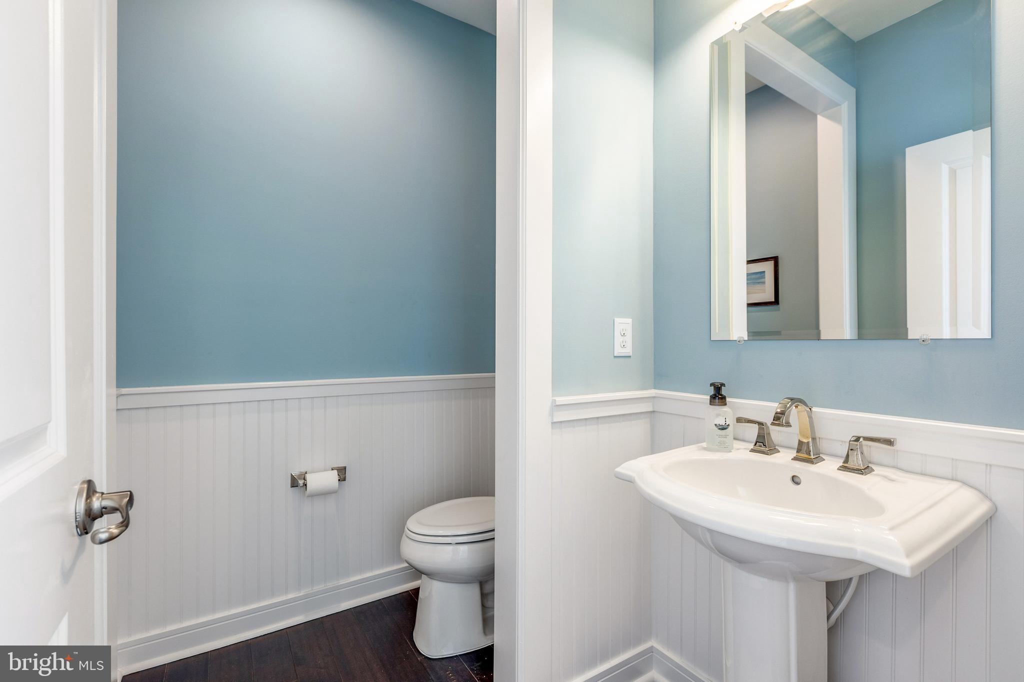 FAIRLANE FARM - Residential