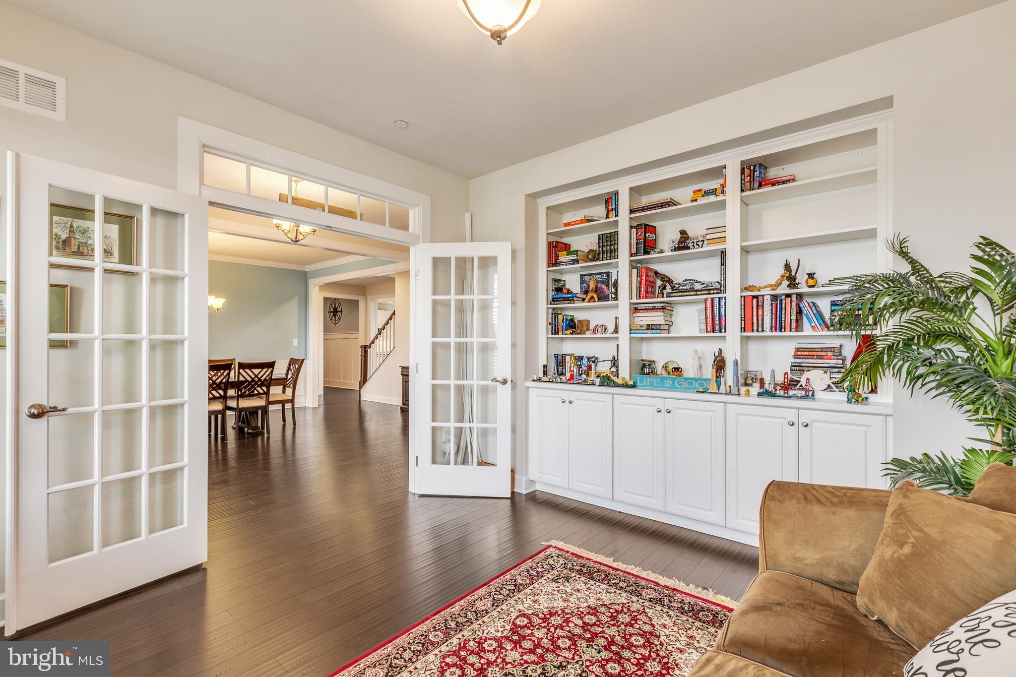 FAIRLANE FARM - Residential