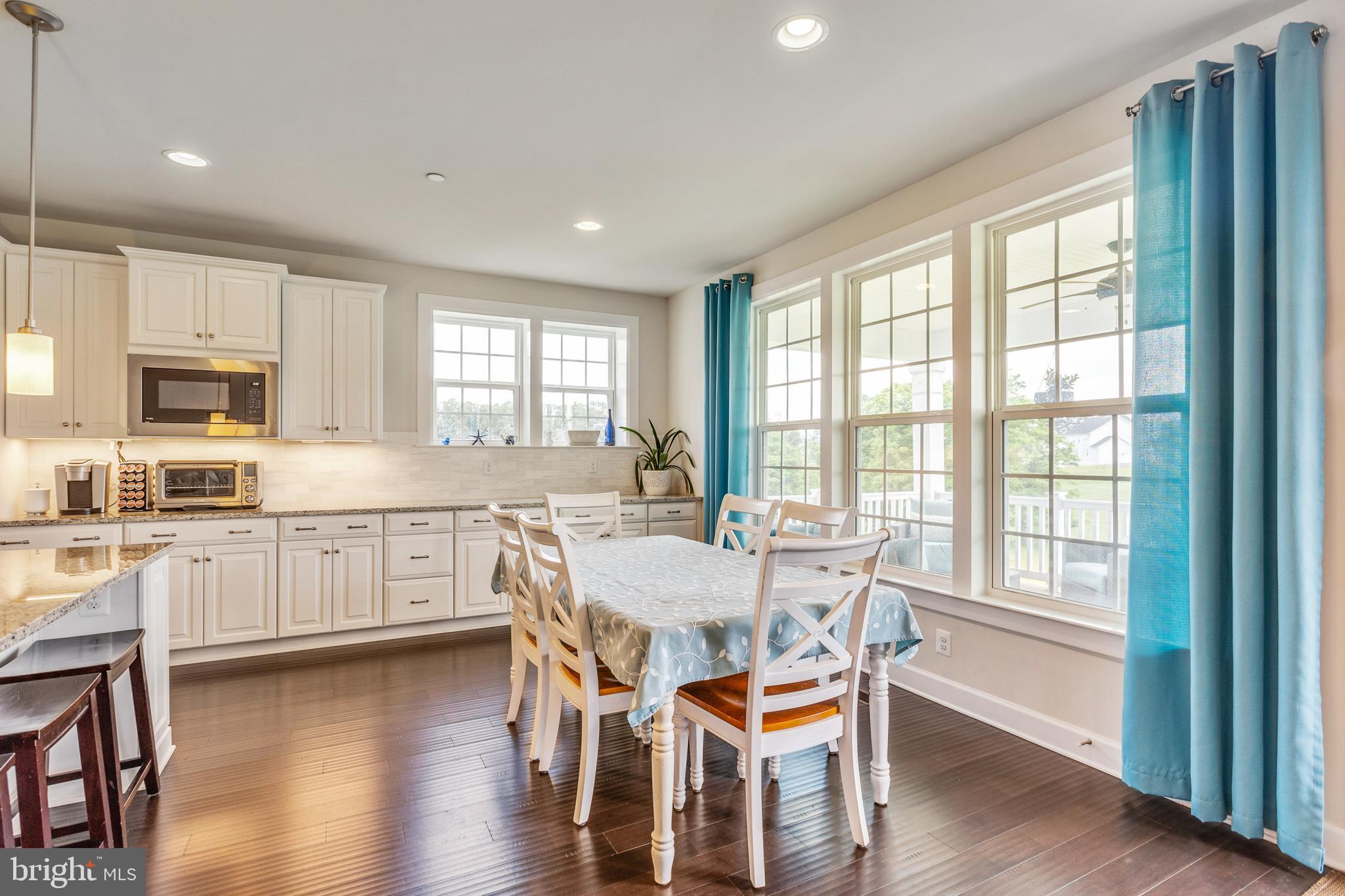 FAIRLANE FARM - Residential