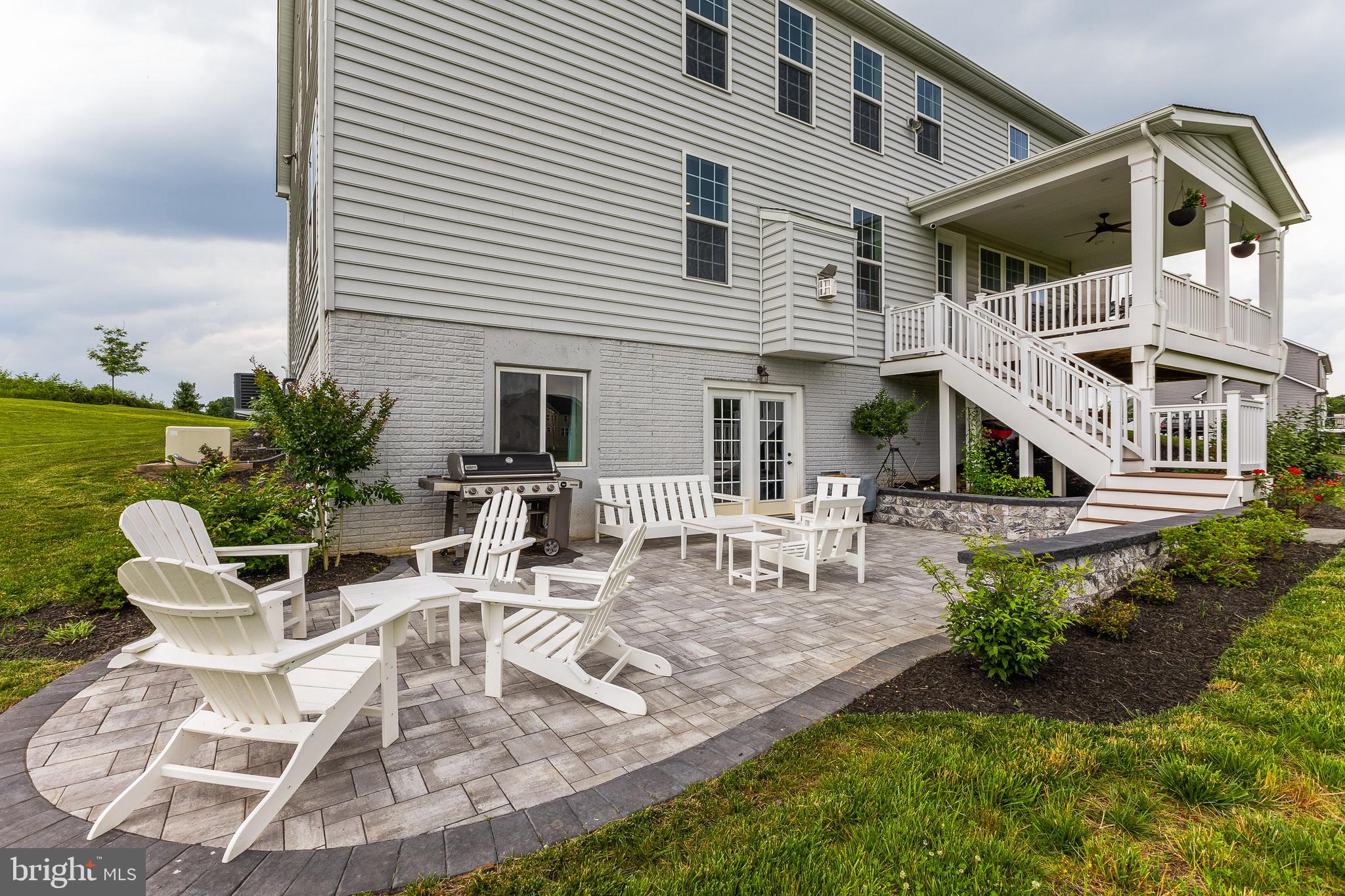 FAIRLANE FARM - Residential