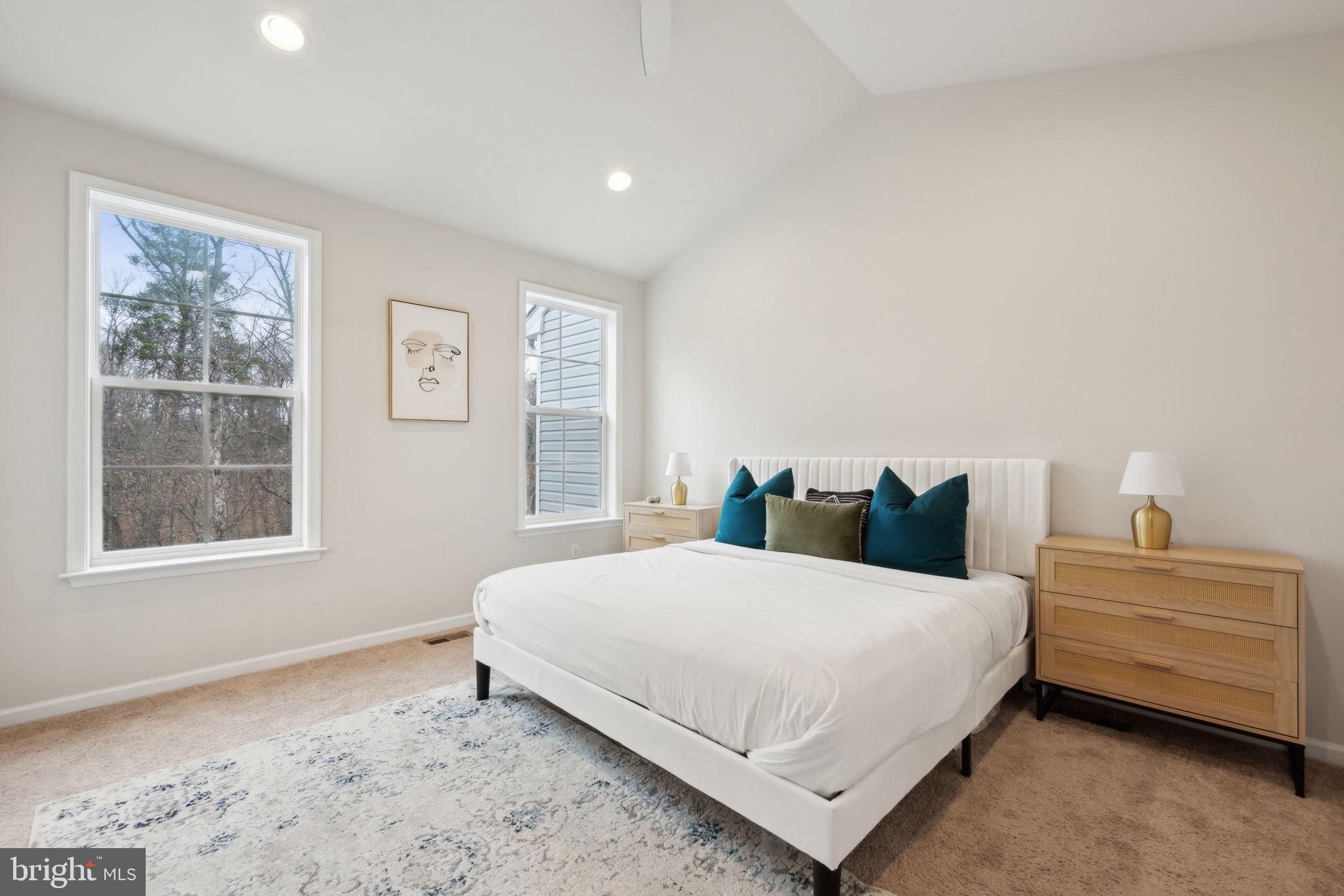 LAUREL OVERLOOK - Residential