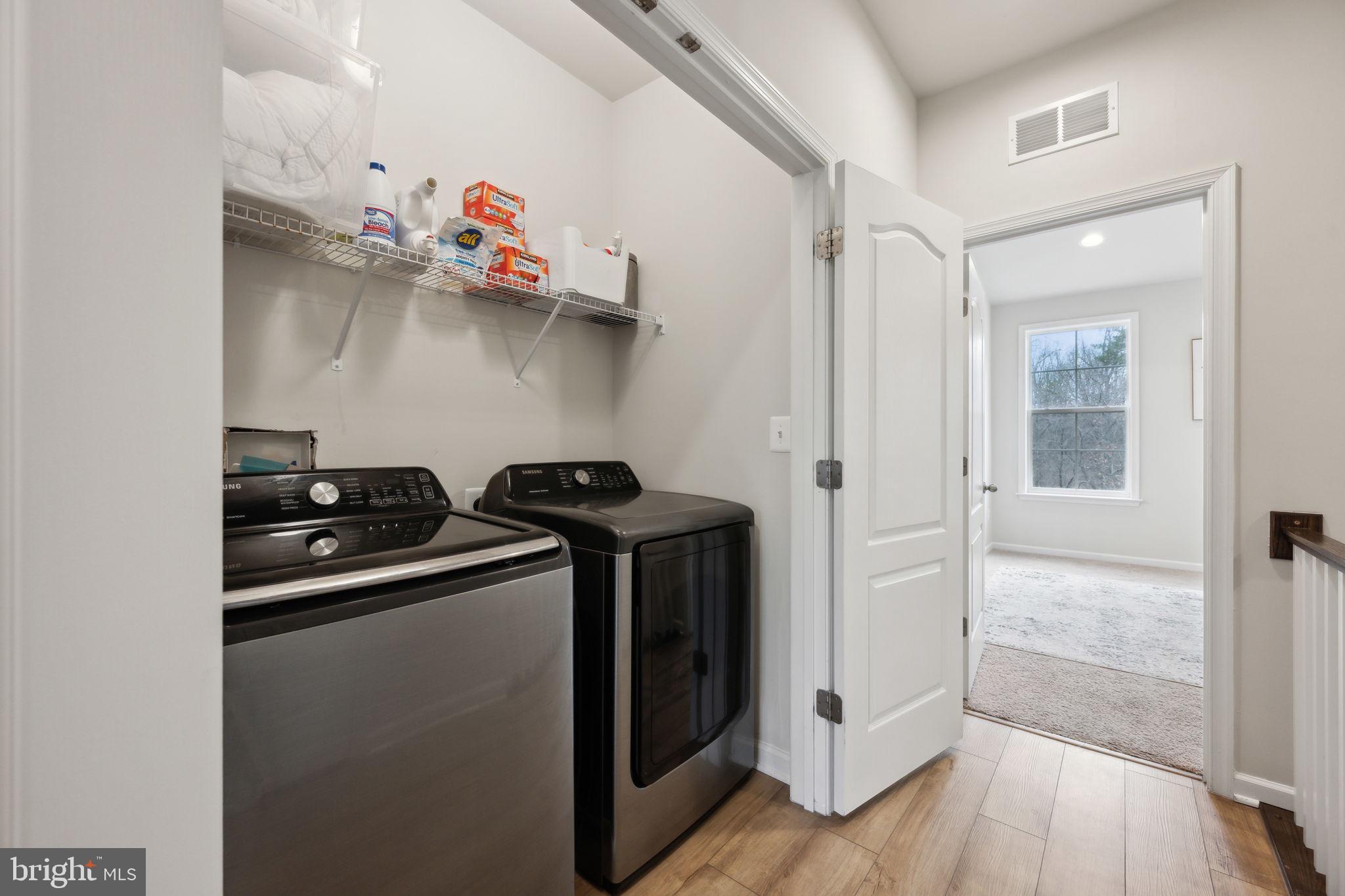 LAUREL OVERLOOK - Residential