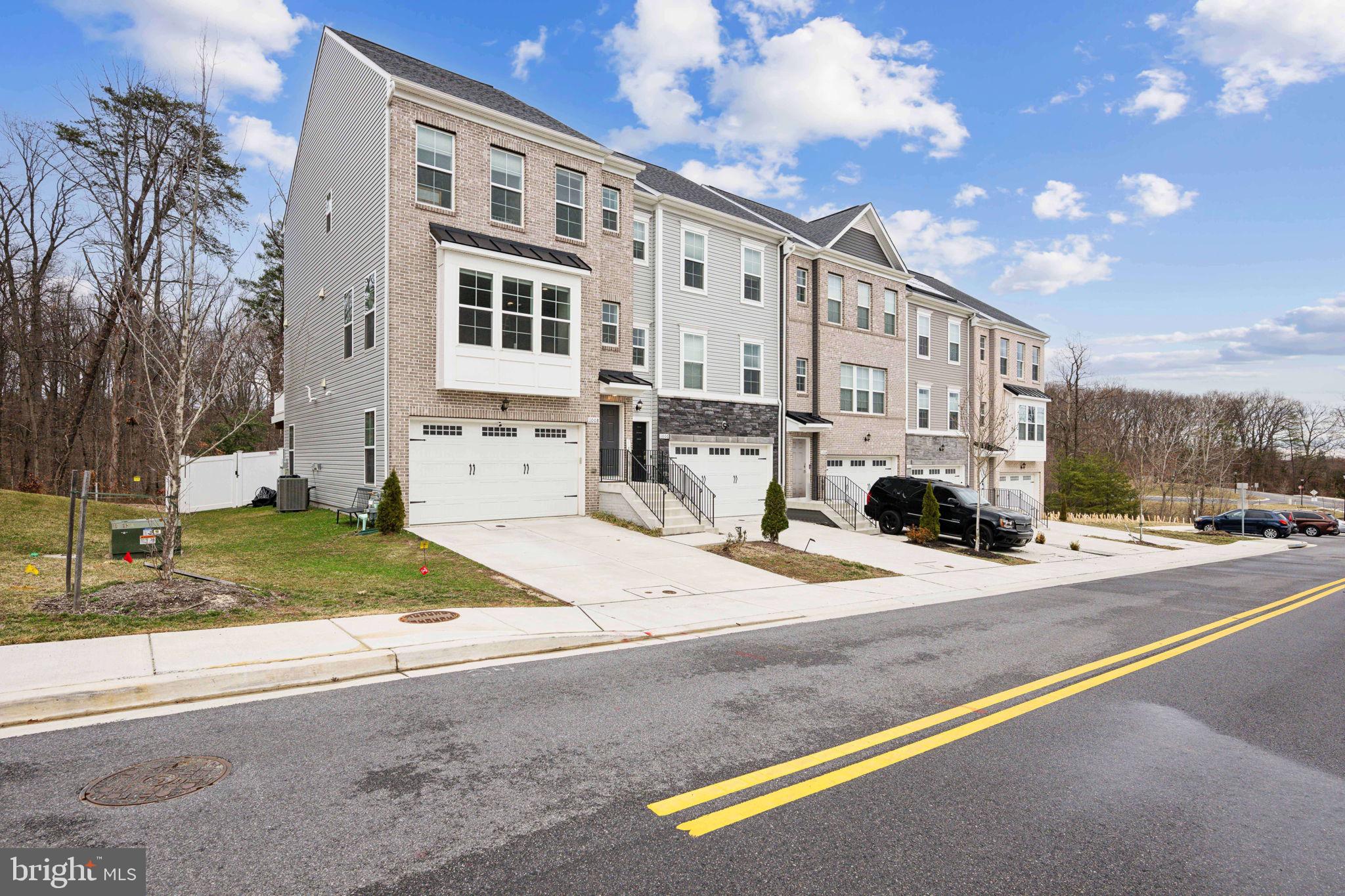 LAUREL OVERLOOK - Residential
