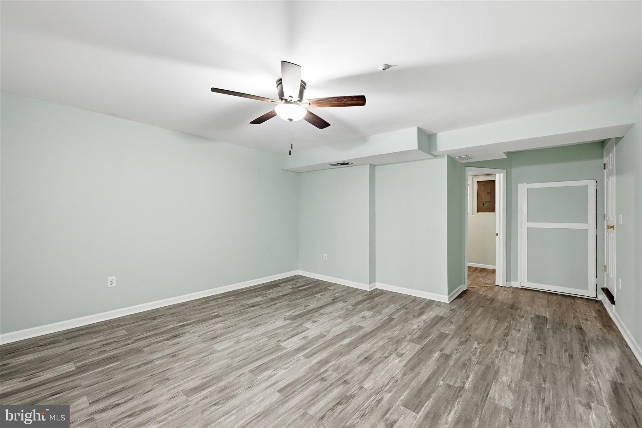 WOODS OF BAYVIEW - Residential