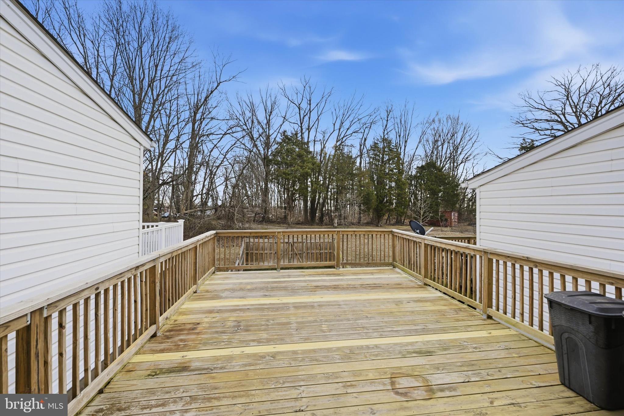 WOODS OF BAYVIEW - Residential