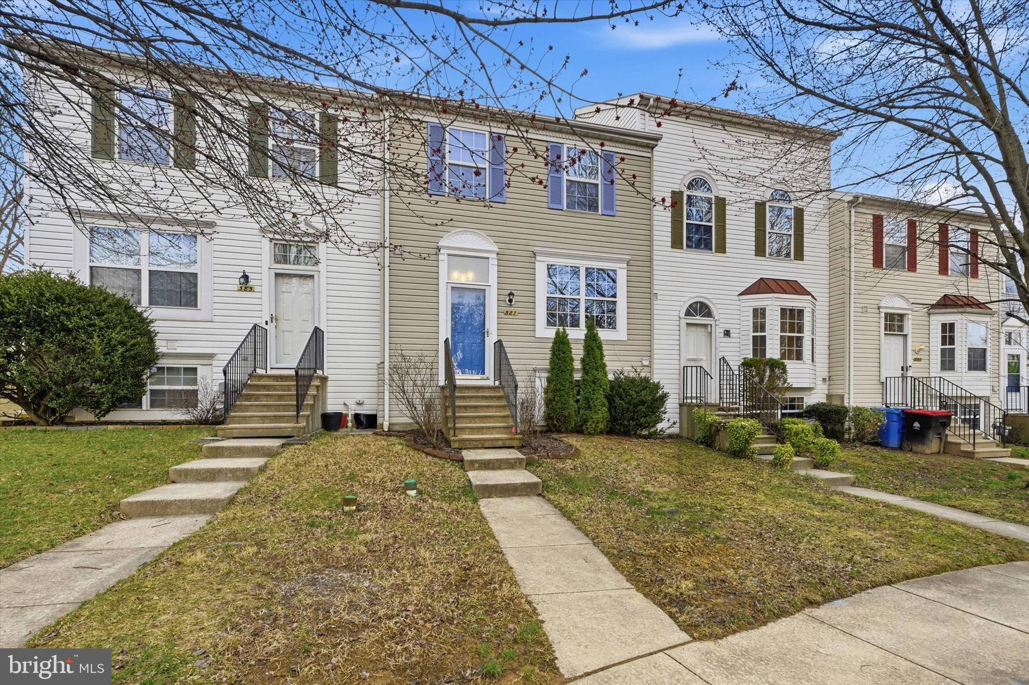 WOODS OF BAYVIEW - Residential