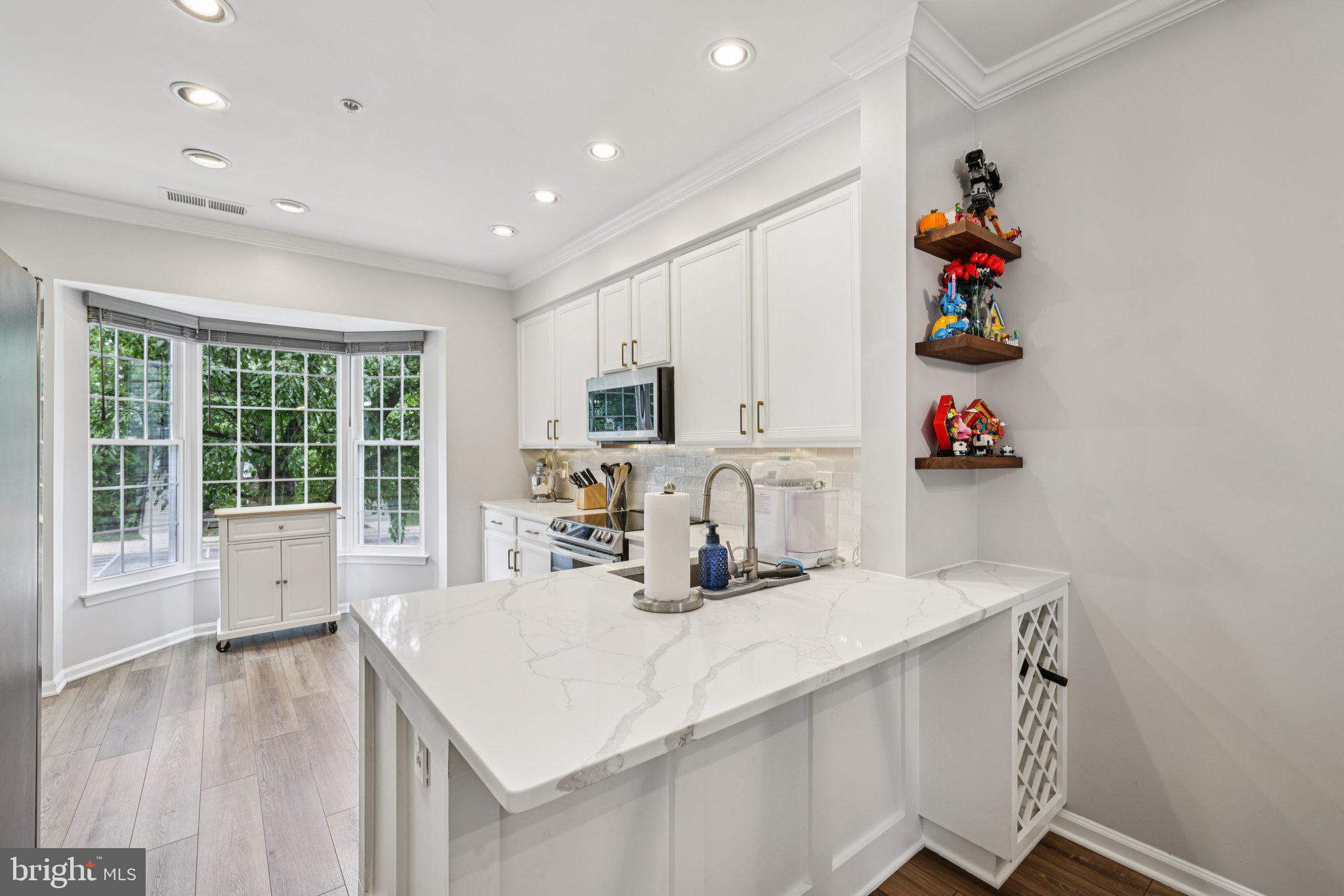 WELLFLEET MEWS - Residential