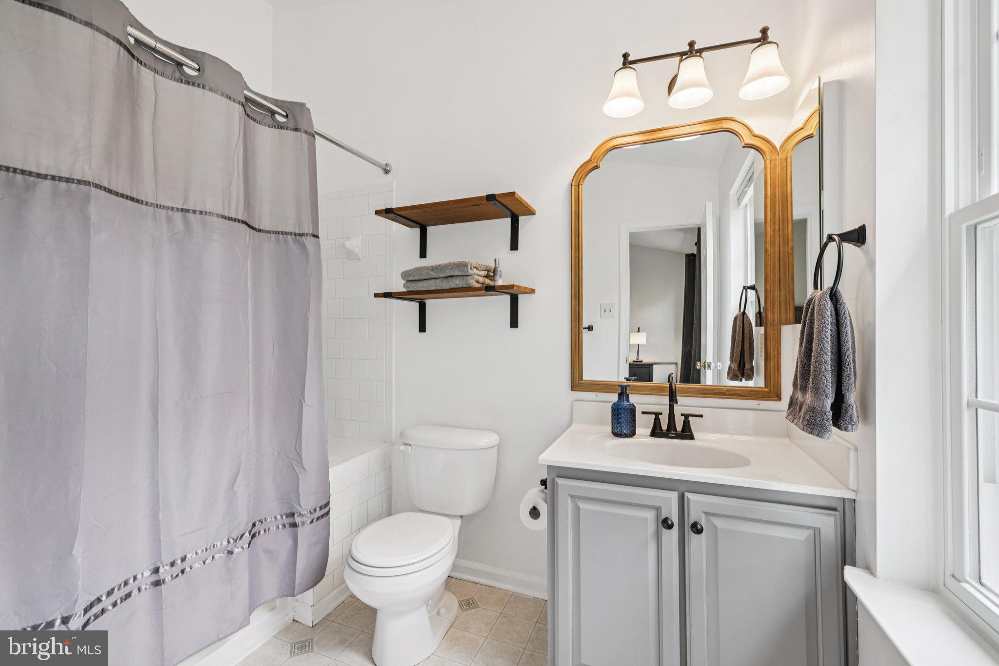 WELLFLEET MEWS - Residential