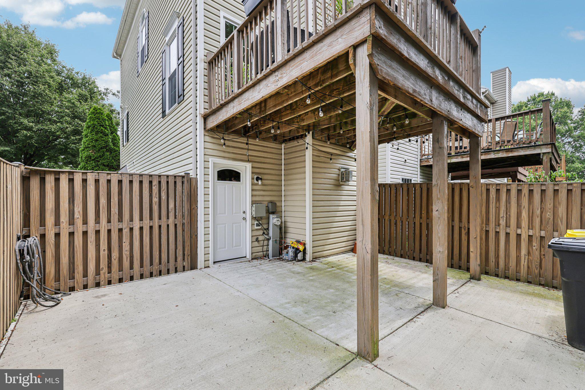 WELLFLEET MEWS - Residential