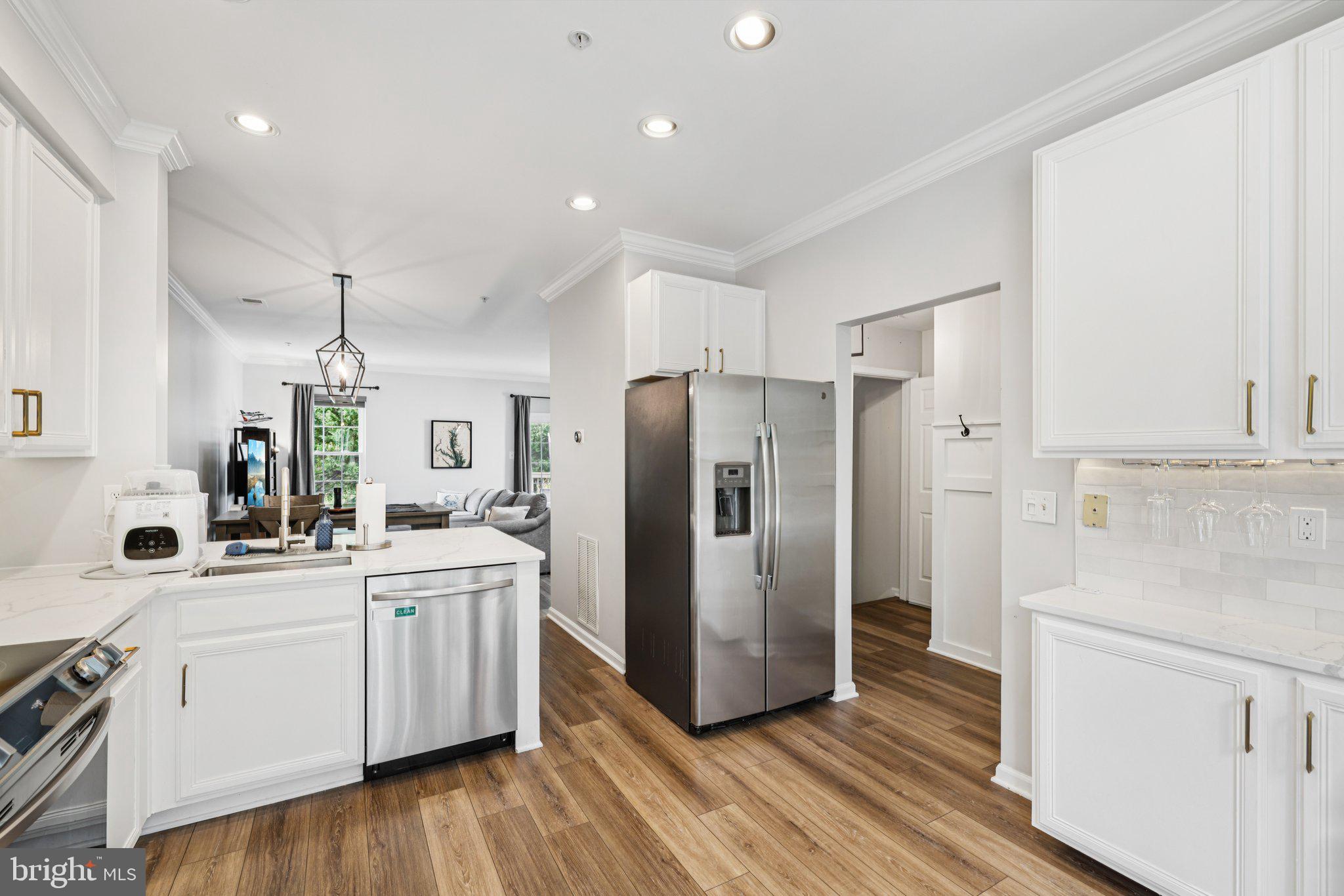 WELLFLEET MEWS - Residential