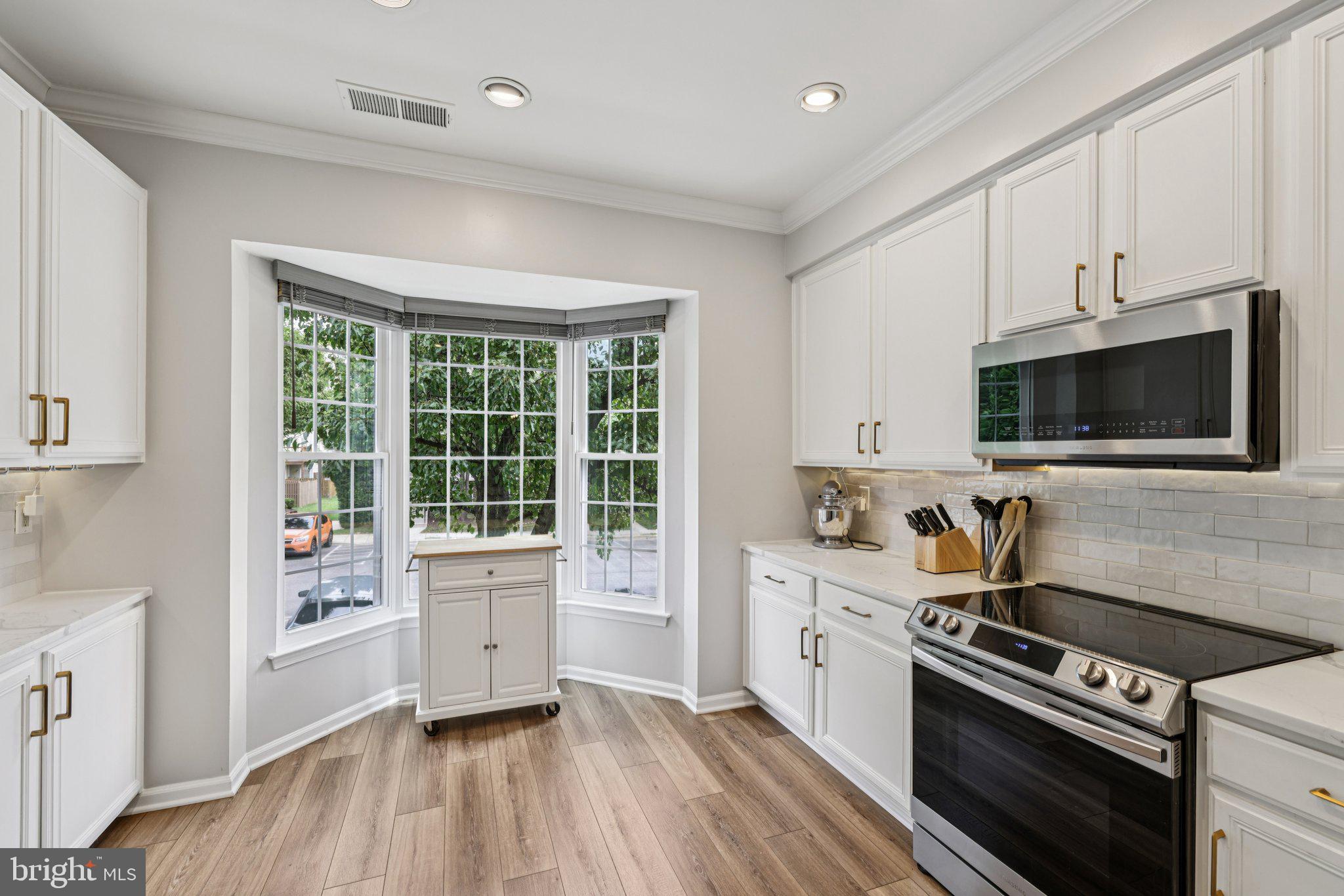 WELLFLEET MEWS - Residential