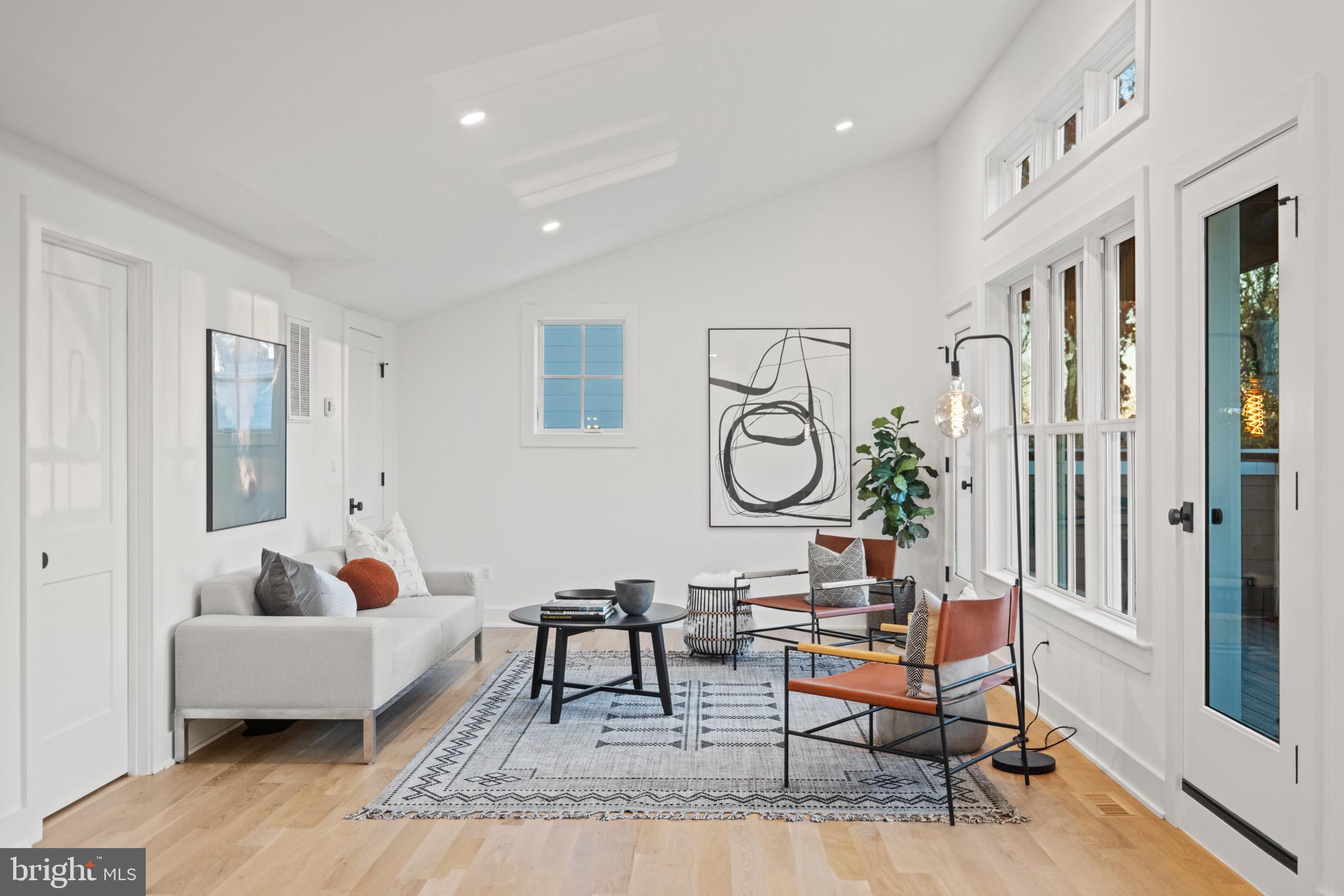 ALCOVA HEIGHTS - Residential