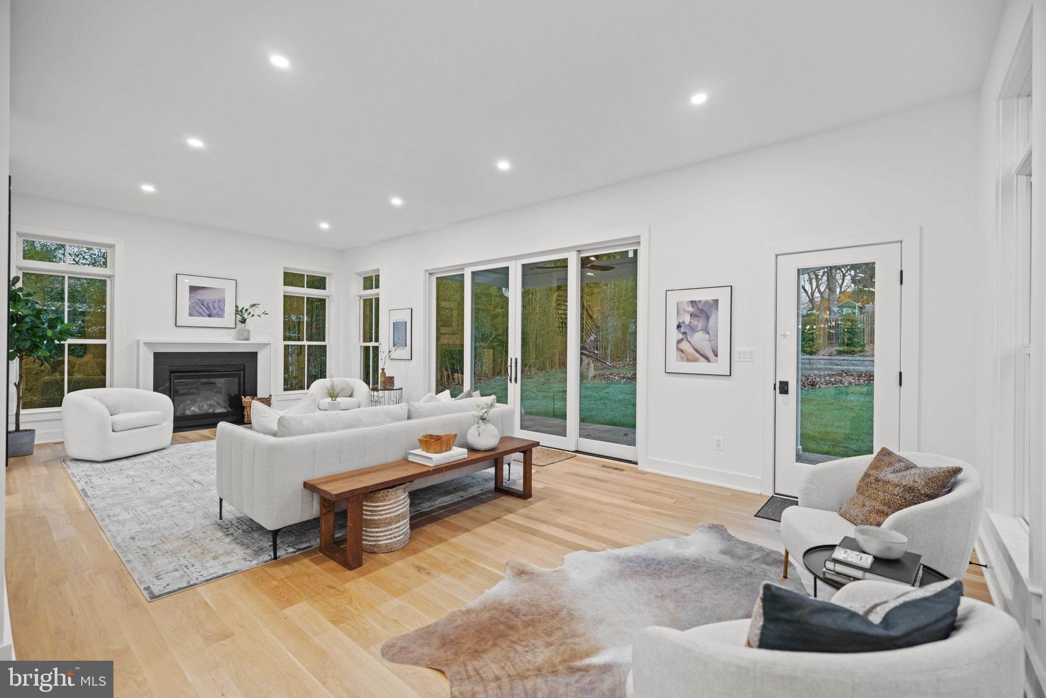 ALCOVA HEIGHTS - Residential