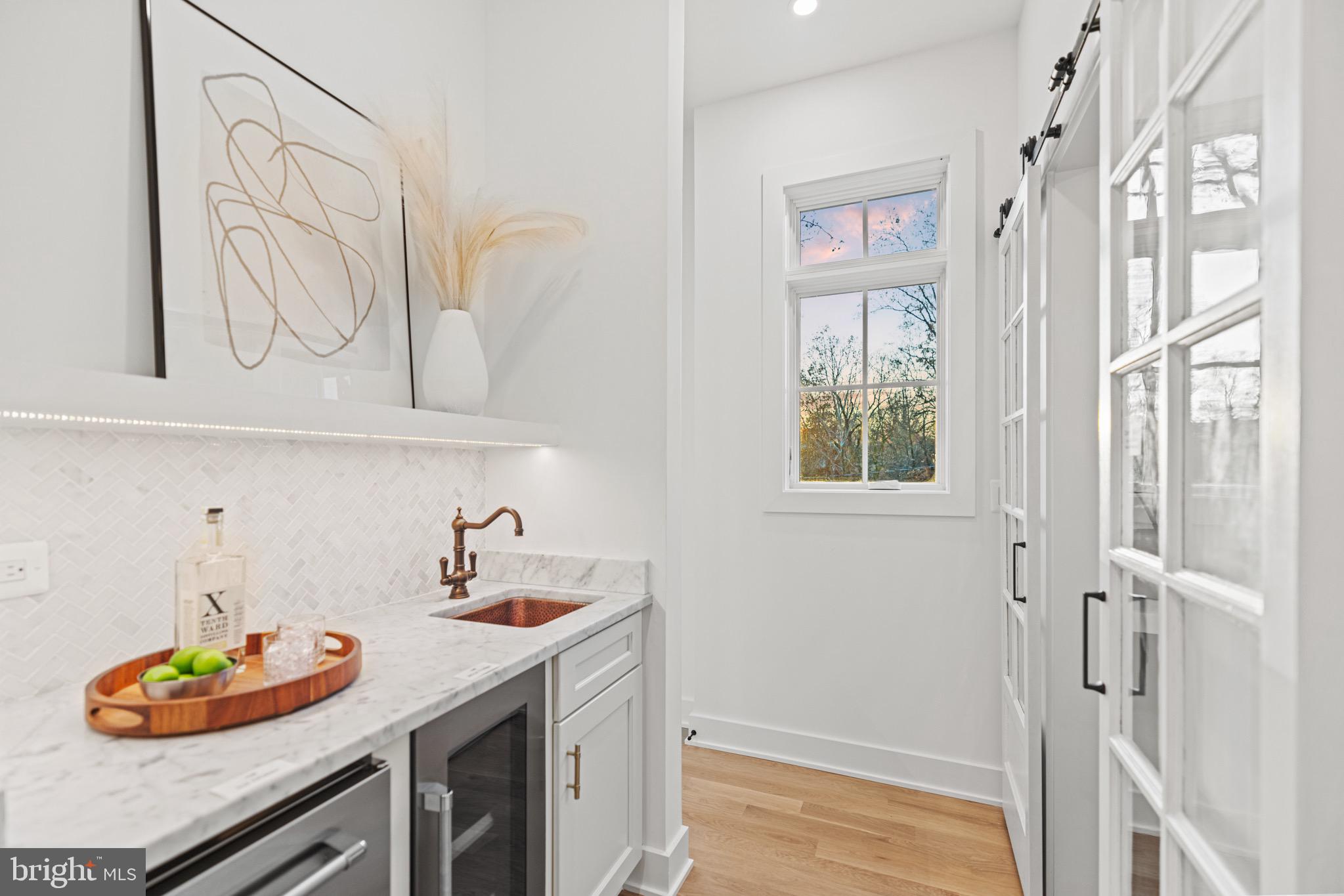 ALCOVA HEIGHTS - Residential