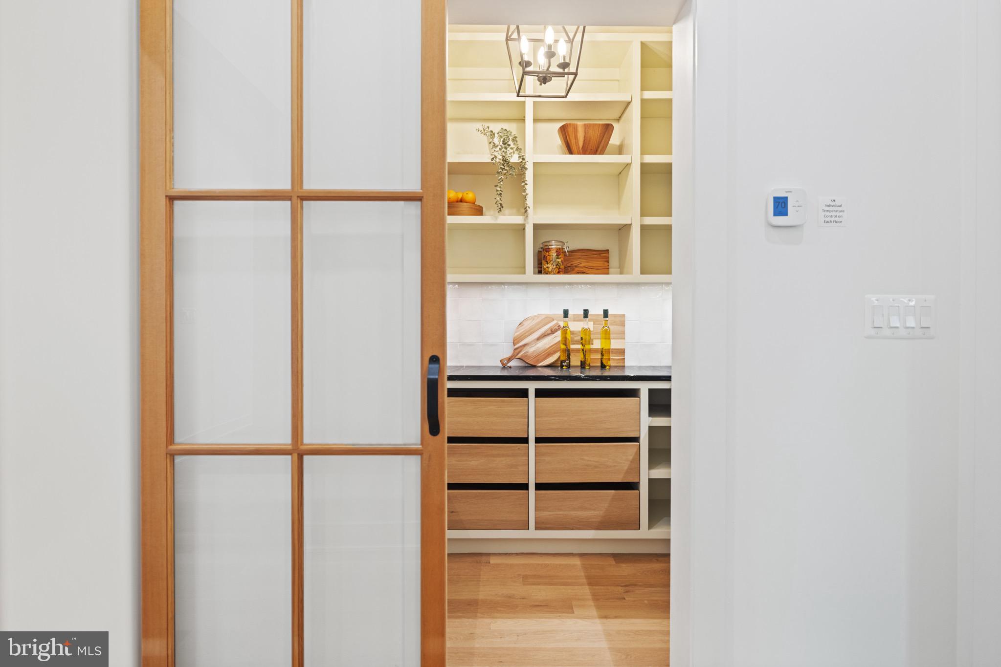 ALCOVA HEIGHTS - Residential