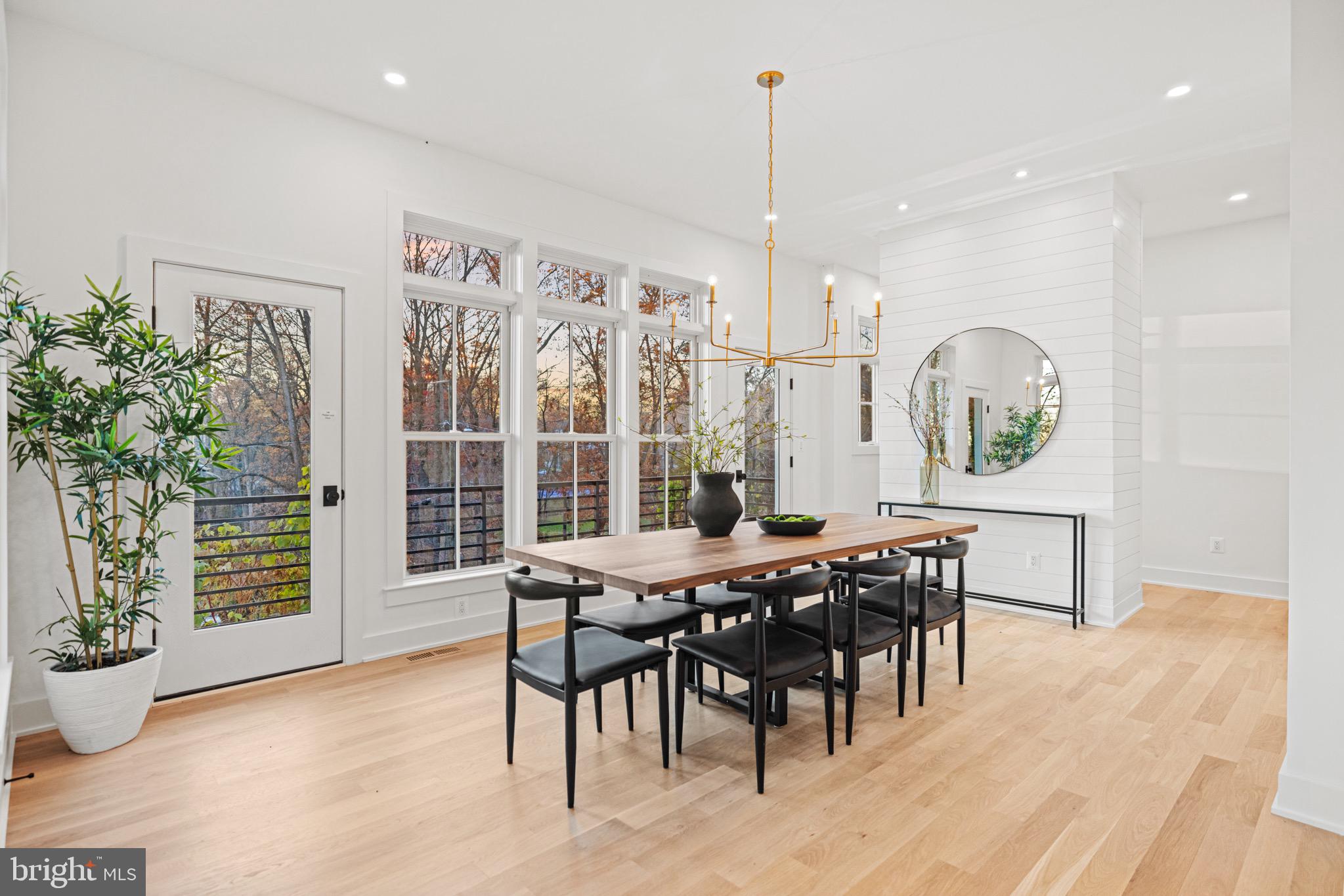 ALCOVA HEIGHTS - Residential